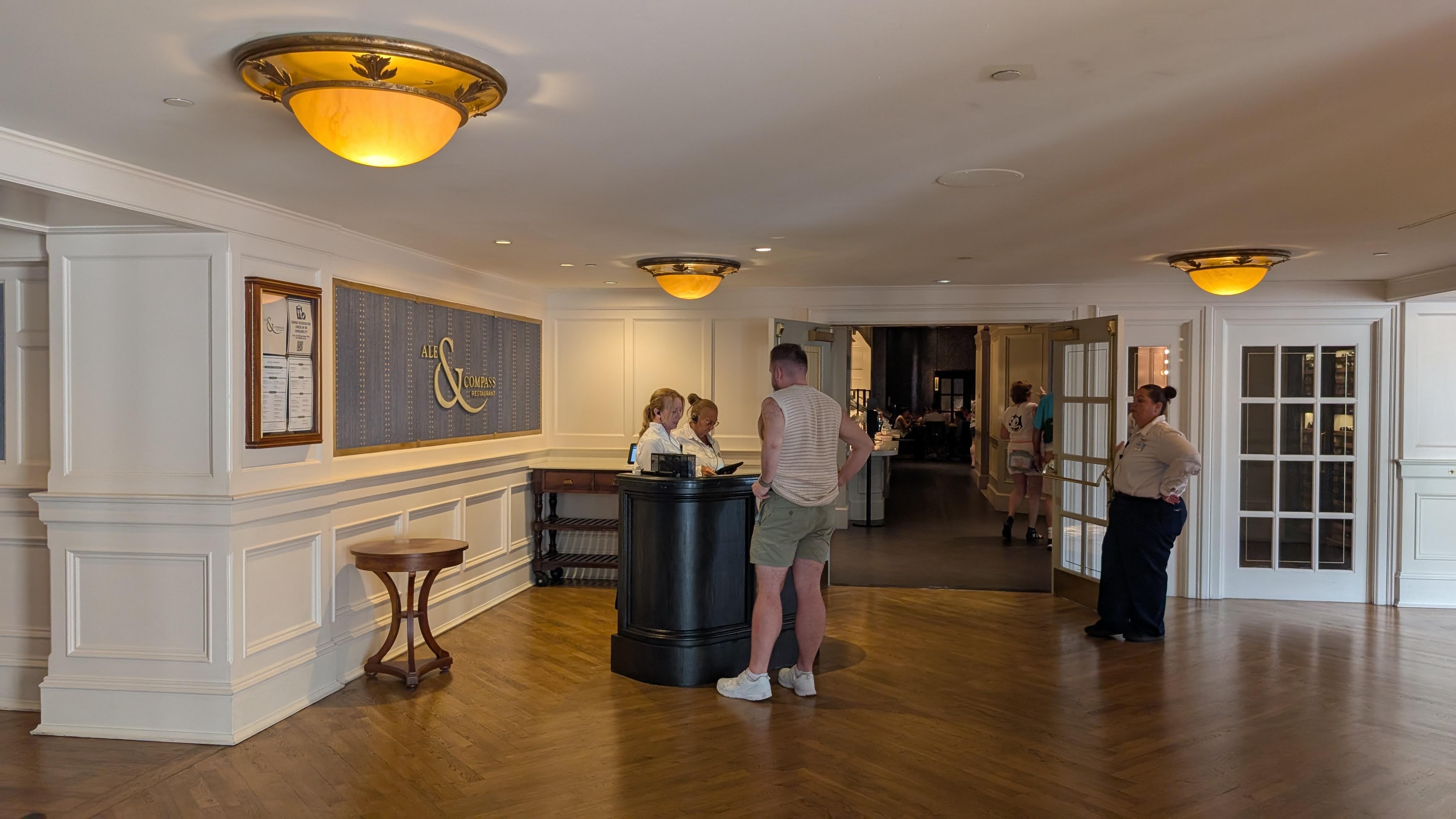 Disneys Yacht Club Resort dining Ale Compass restaurant Disneys Yacht Club Resort dining Ale Compass restaurant
