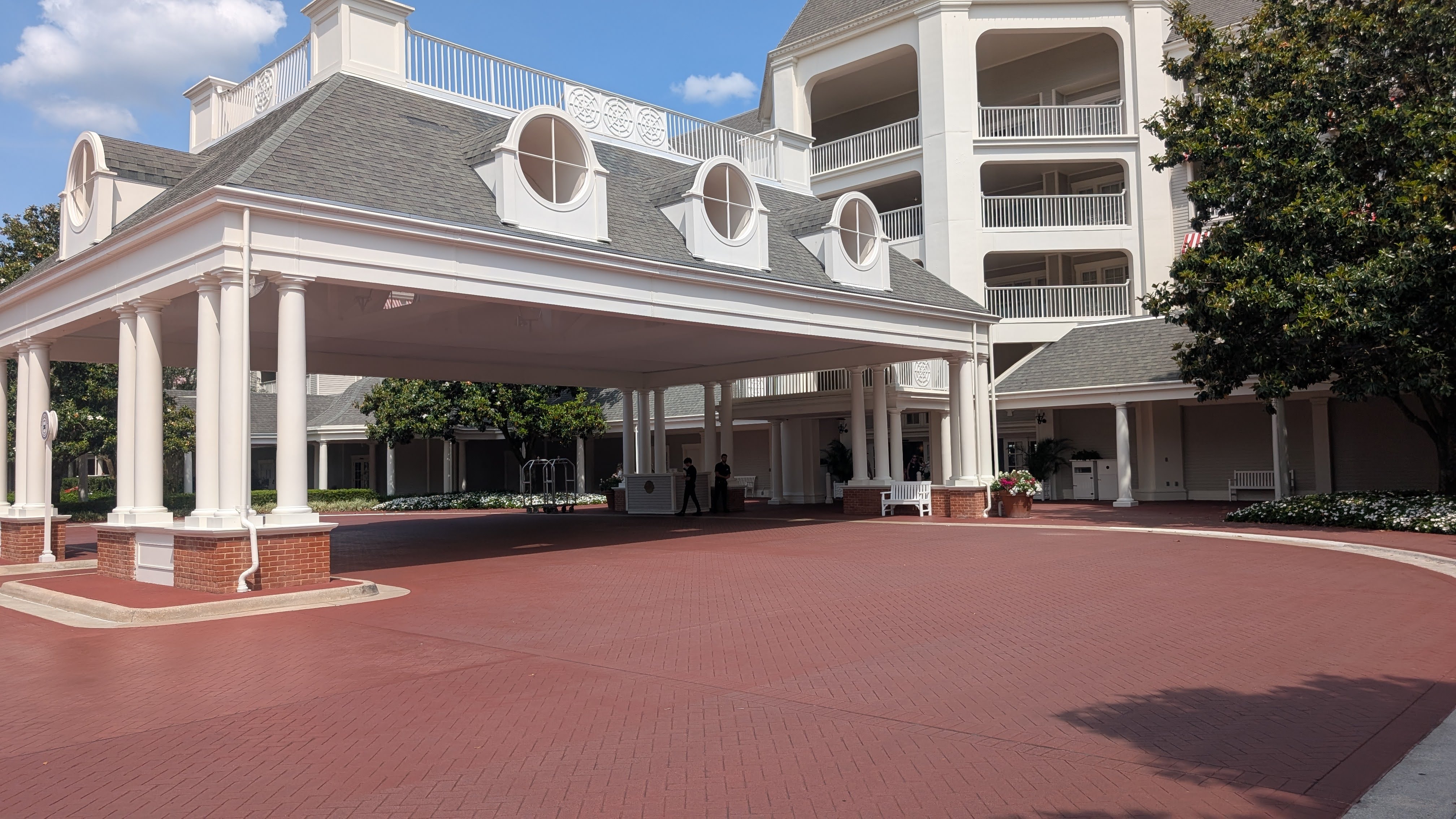 Disneys Yacht Club Resort front driveway entrance Disneys Yacht Club Resort front driveway entrance