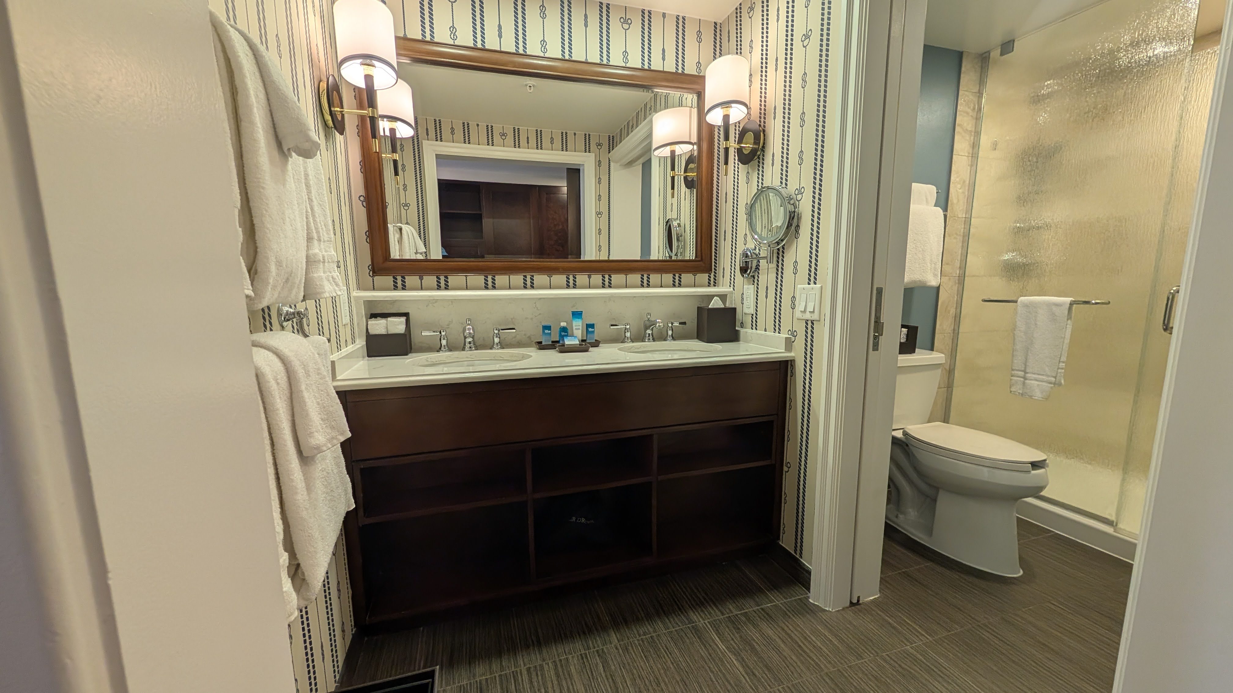 Disneys Yacht Club Resort guest room bathroom Disneys Yacht Club Resort guest room bathroom