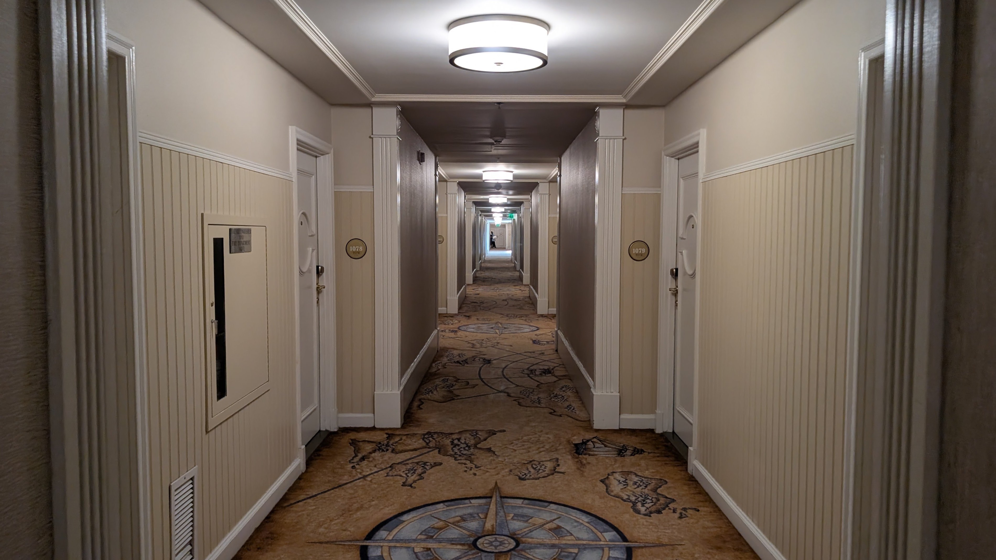Disneys Yacht Club Resort hallway Disneys Yacht Club Resort hallway