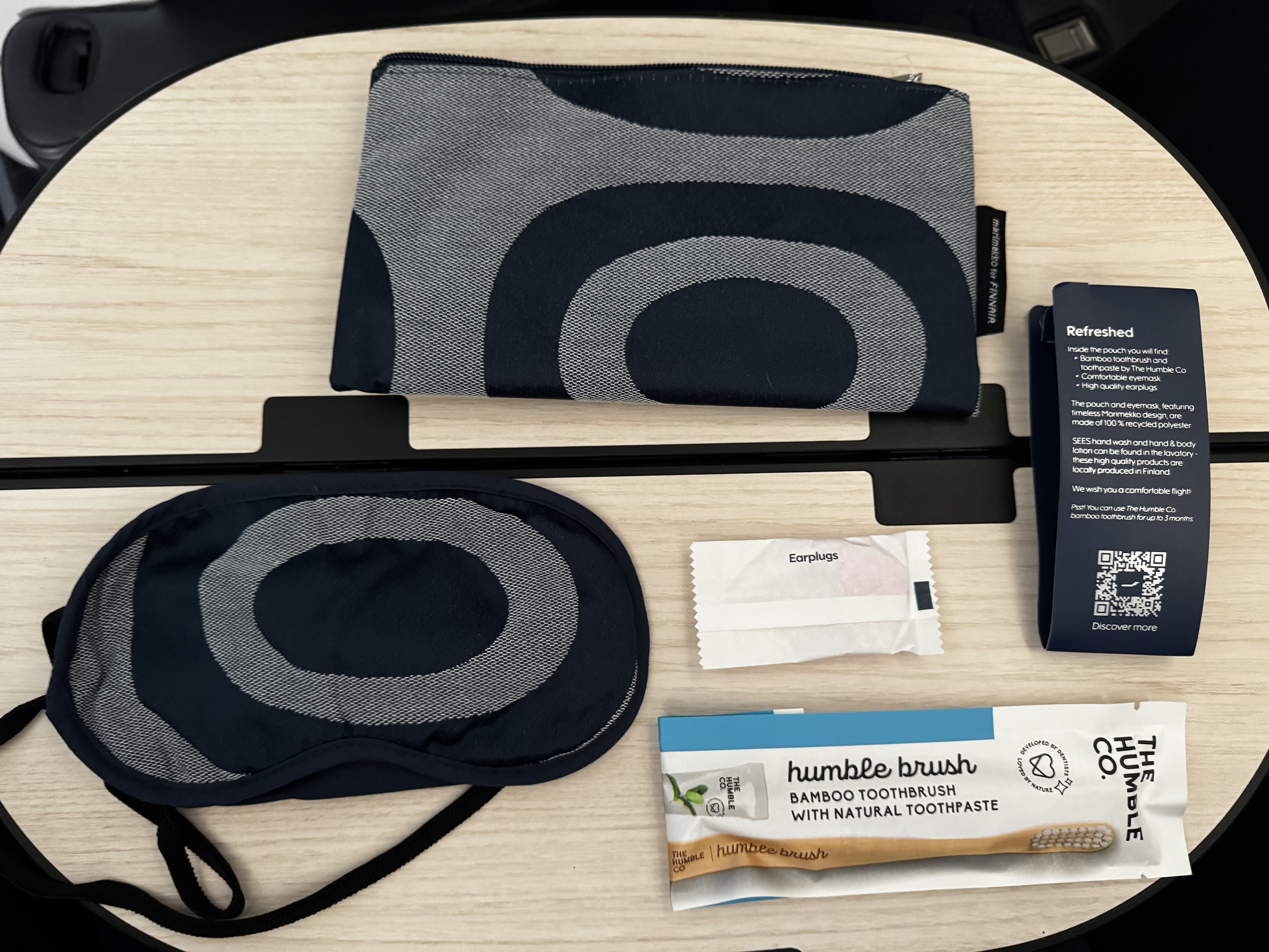 Finnair A350XWB business class amenity kit contents