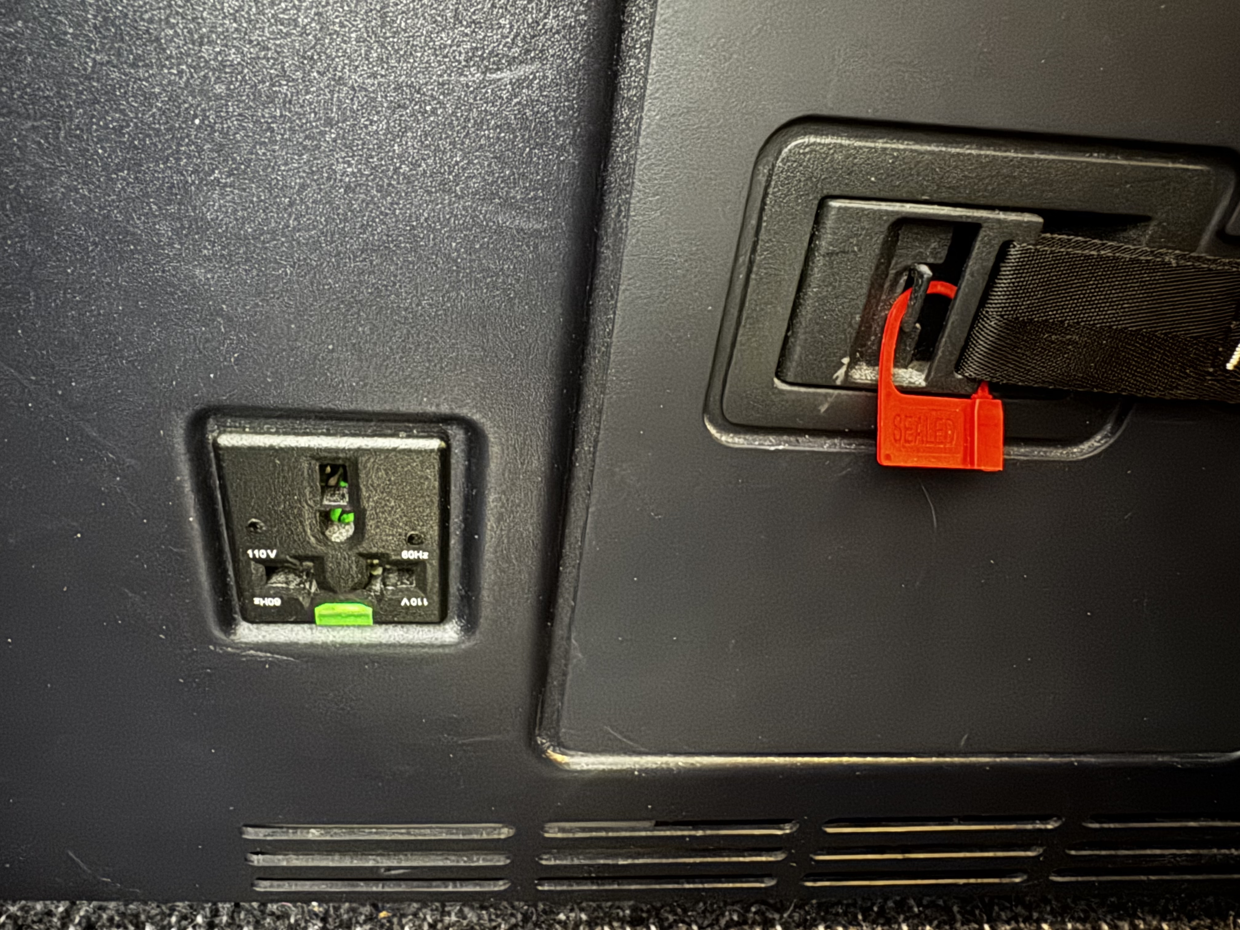 Finnair A350XWB business class outlet