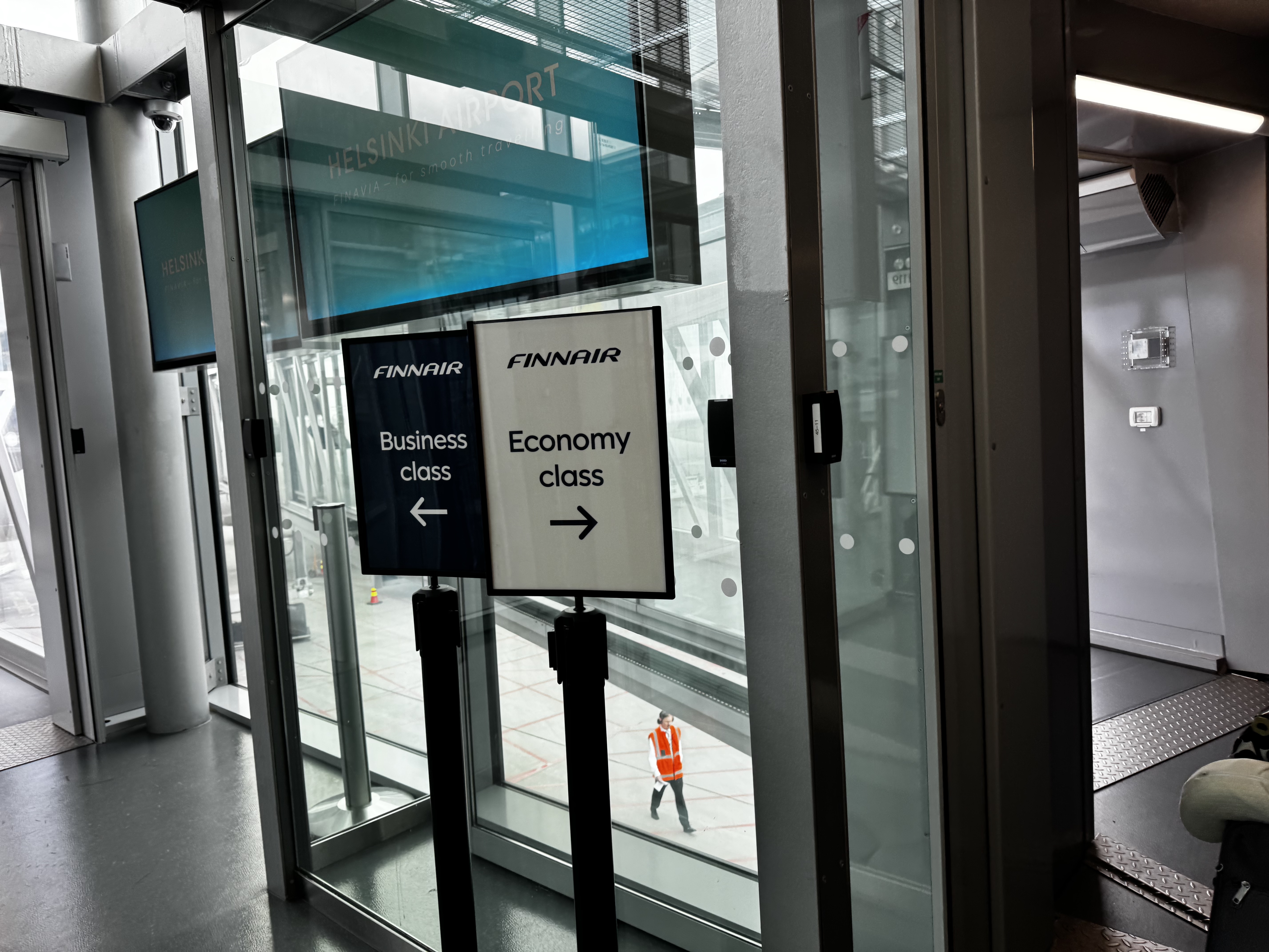 Finnair A350XWB premium economy jet bridge Finnair A350XWB premium economy jet bridge