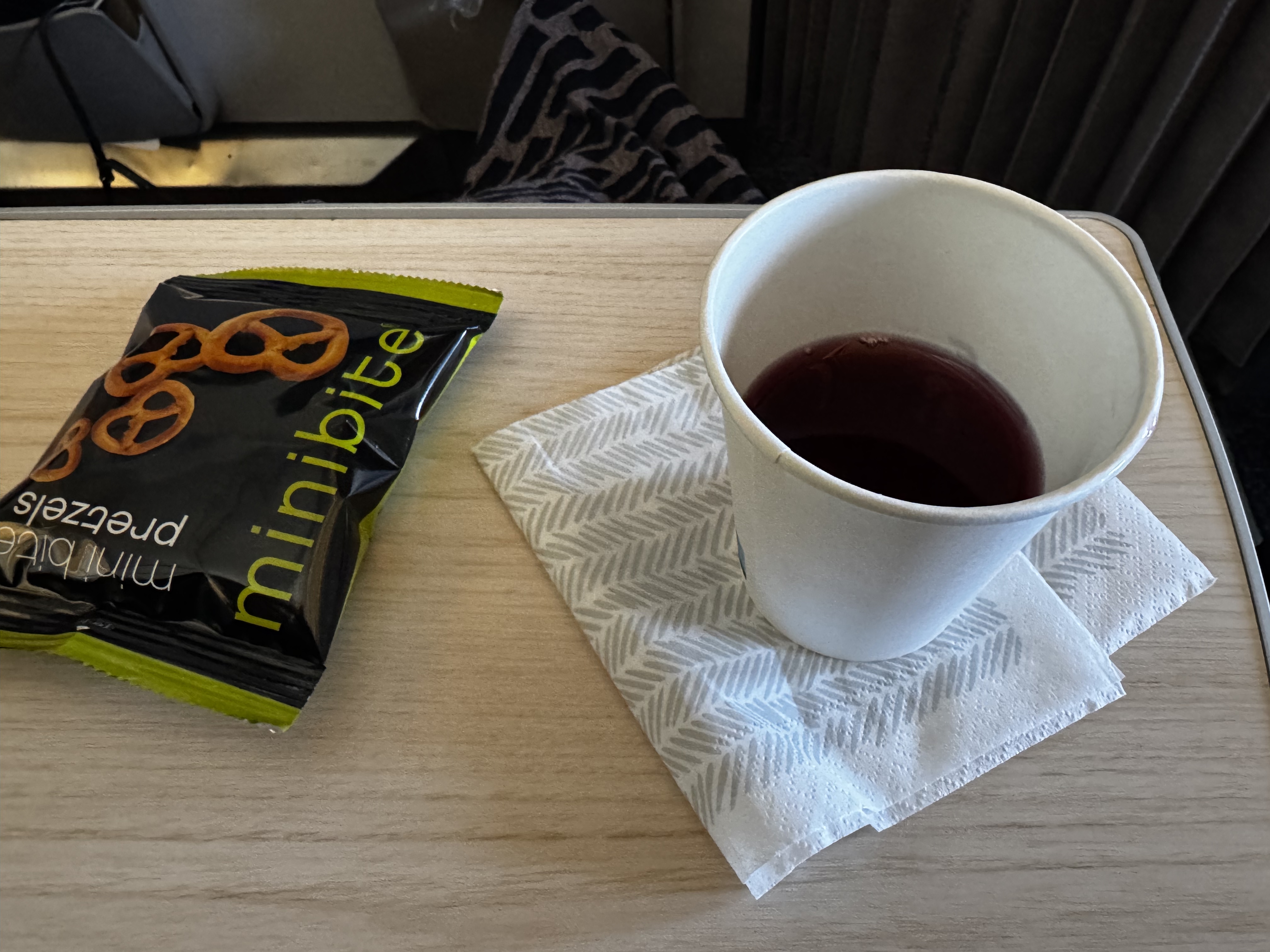 Finnair A350XWB premium economy snack Finnair A350XWB premium economy snack