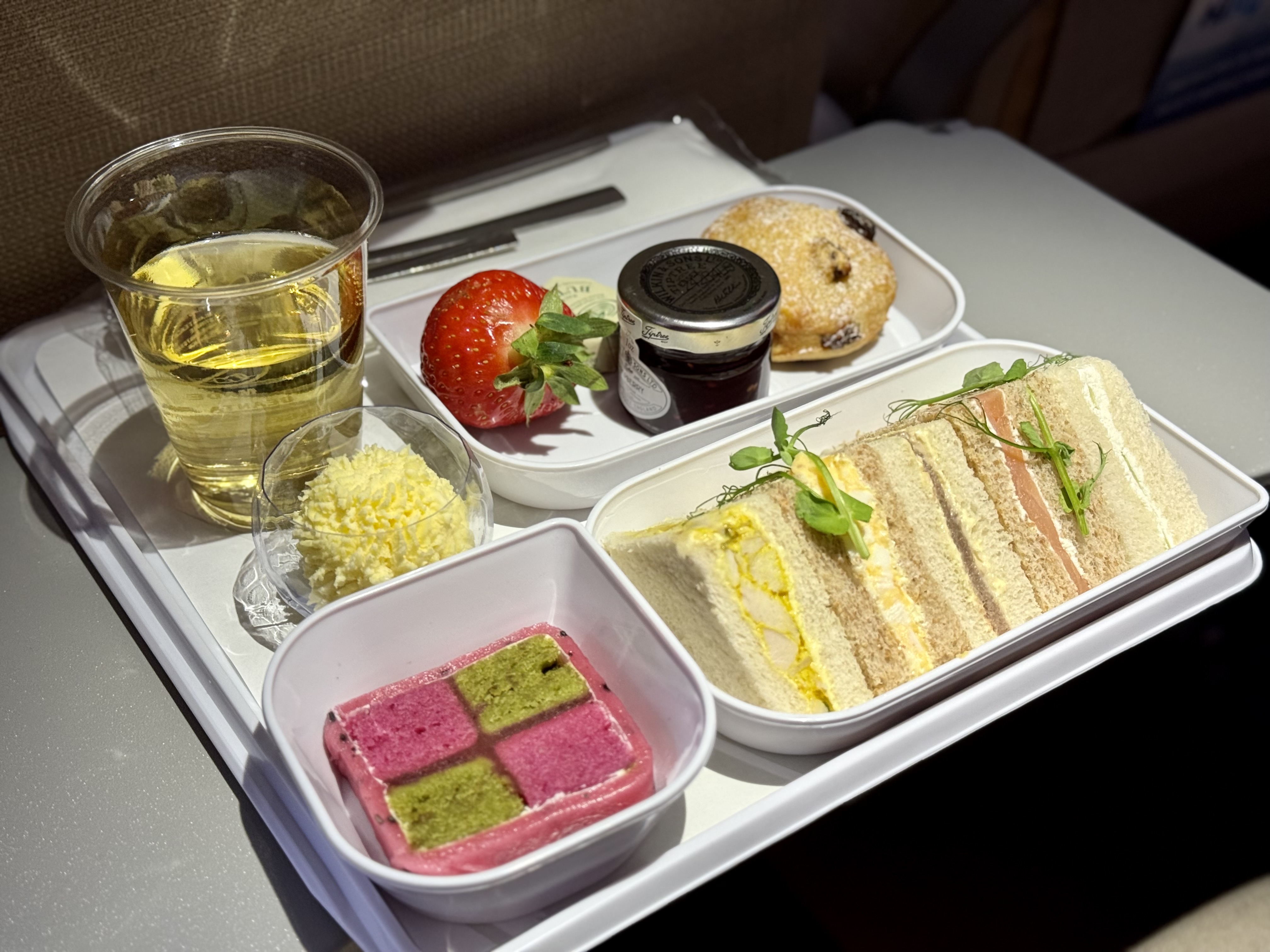 Global Airlines economy class afternoon tea Global Airlines economy class afternoon tea