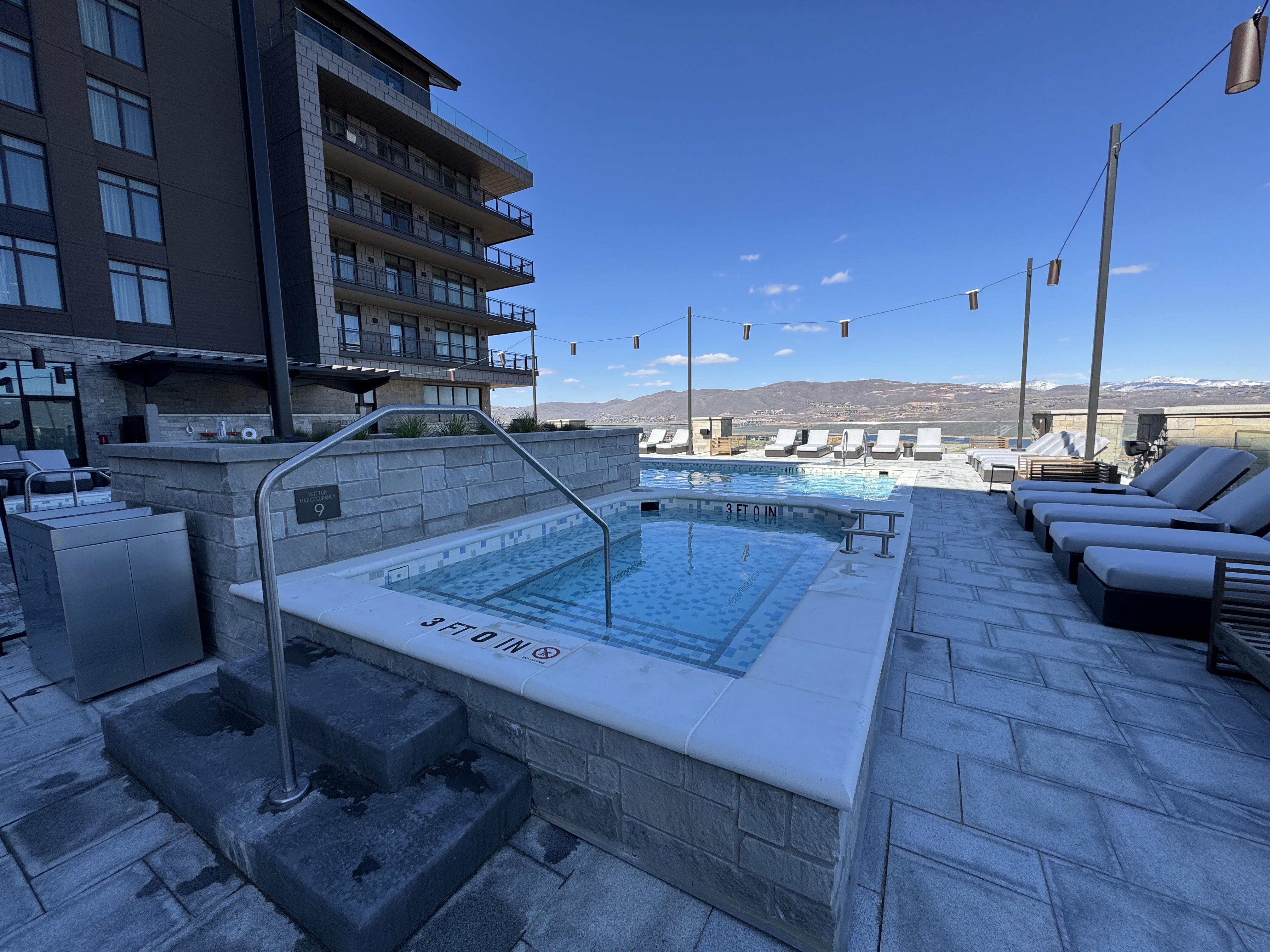 Grand Hyatt Deer Valley Second Jacuzzi Grand Hyatt Deer Valley Second Jacuzzi
