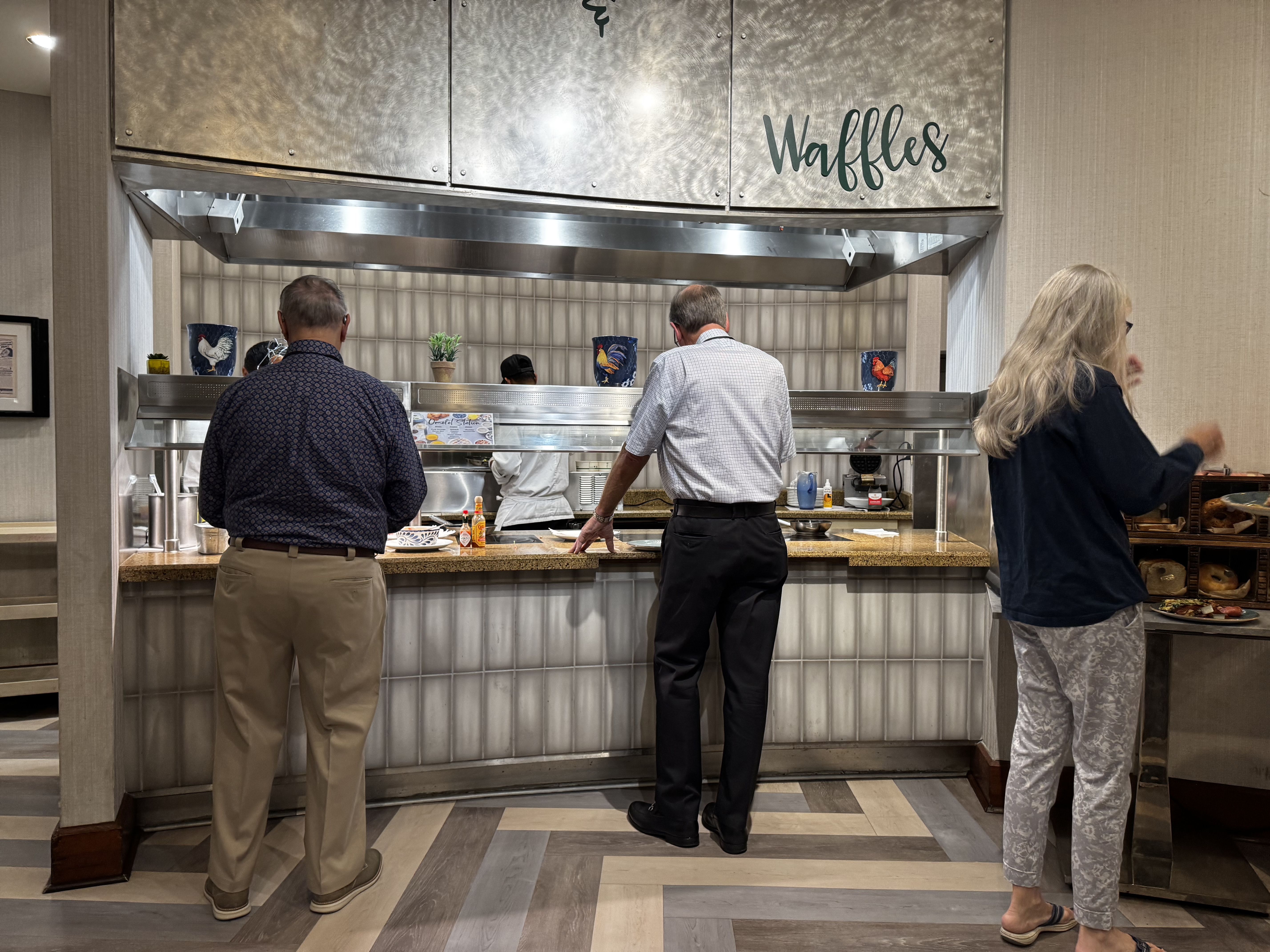 Hyatt Regency DFW breakfast omelet station