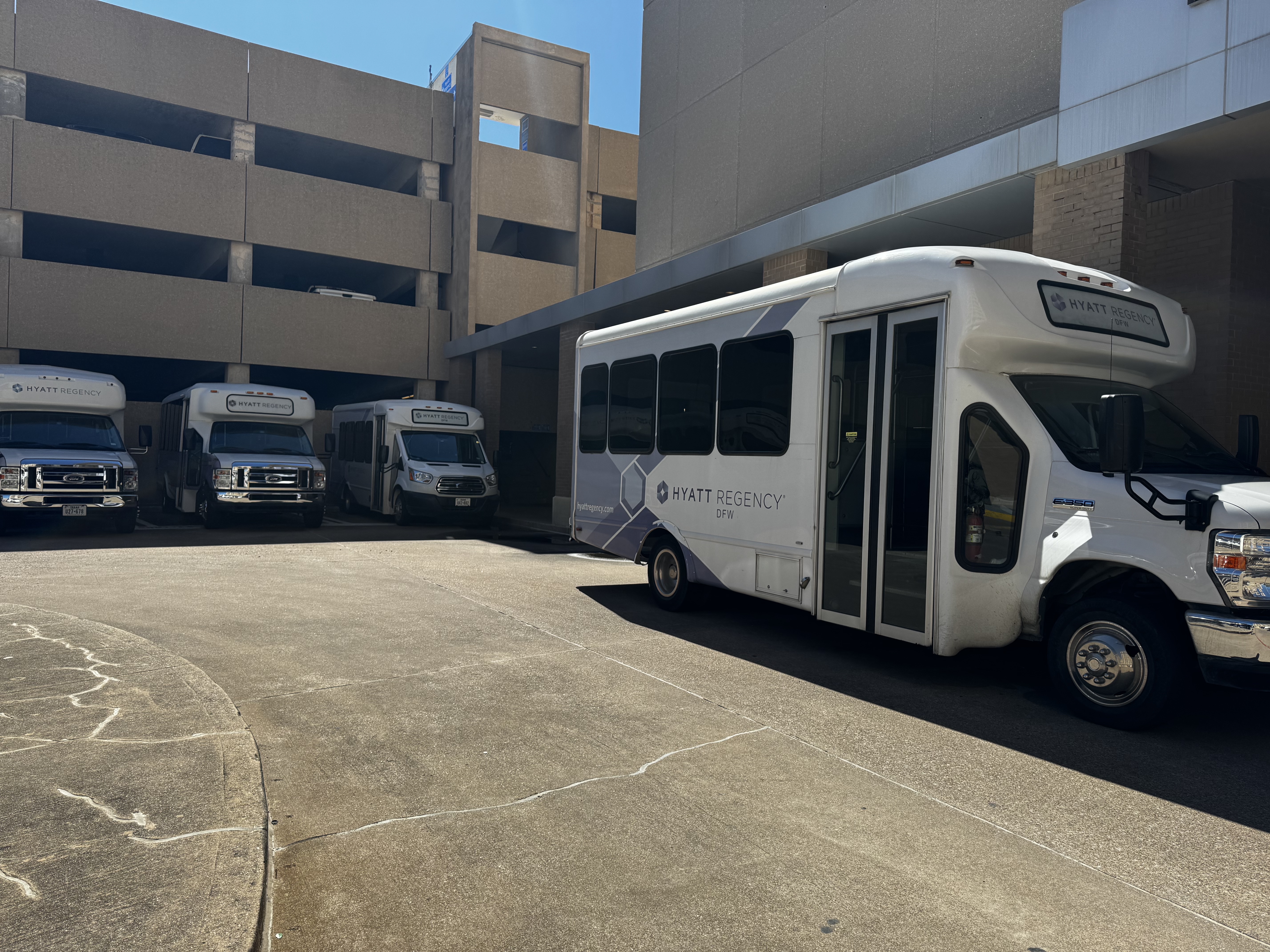 Hyatt Regency DFW shuttles