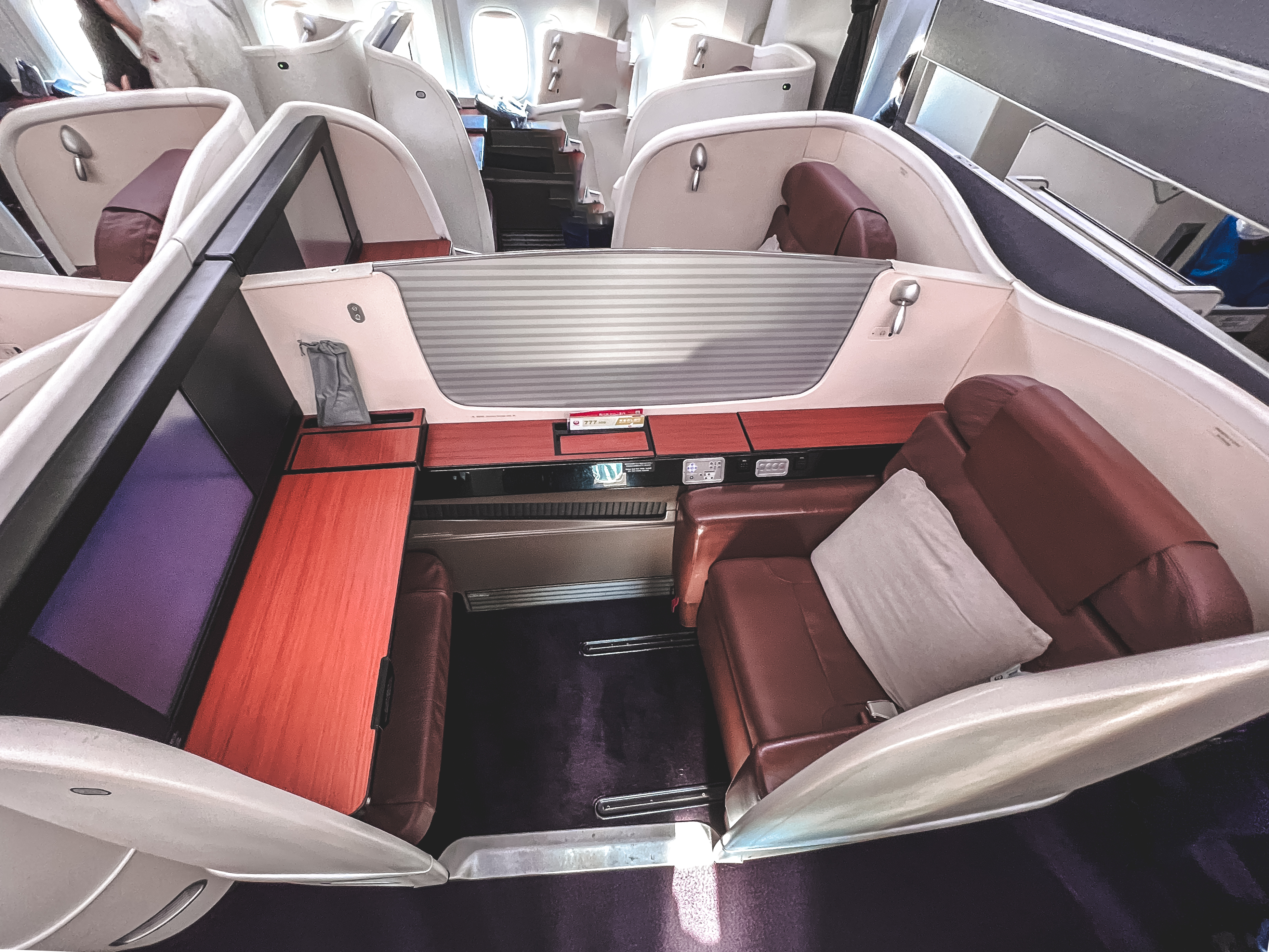 JAL First class