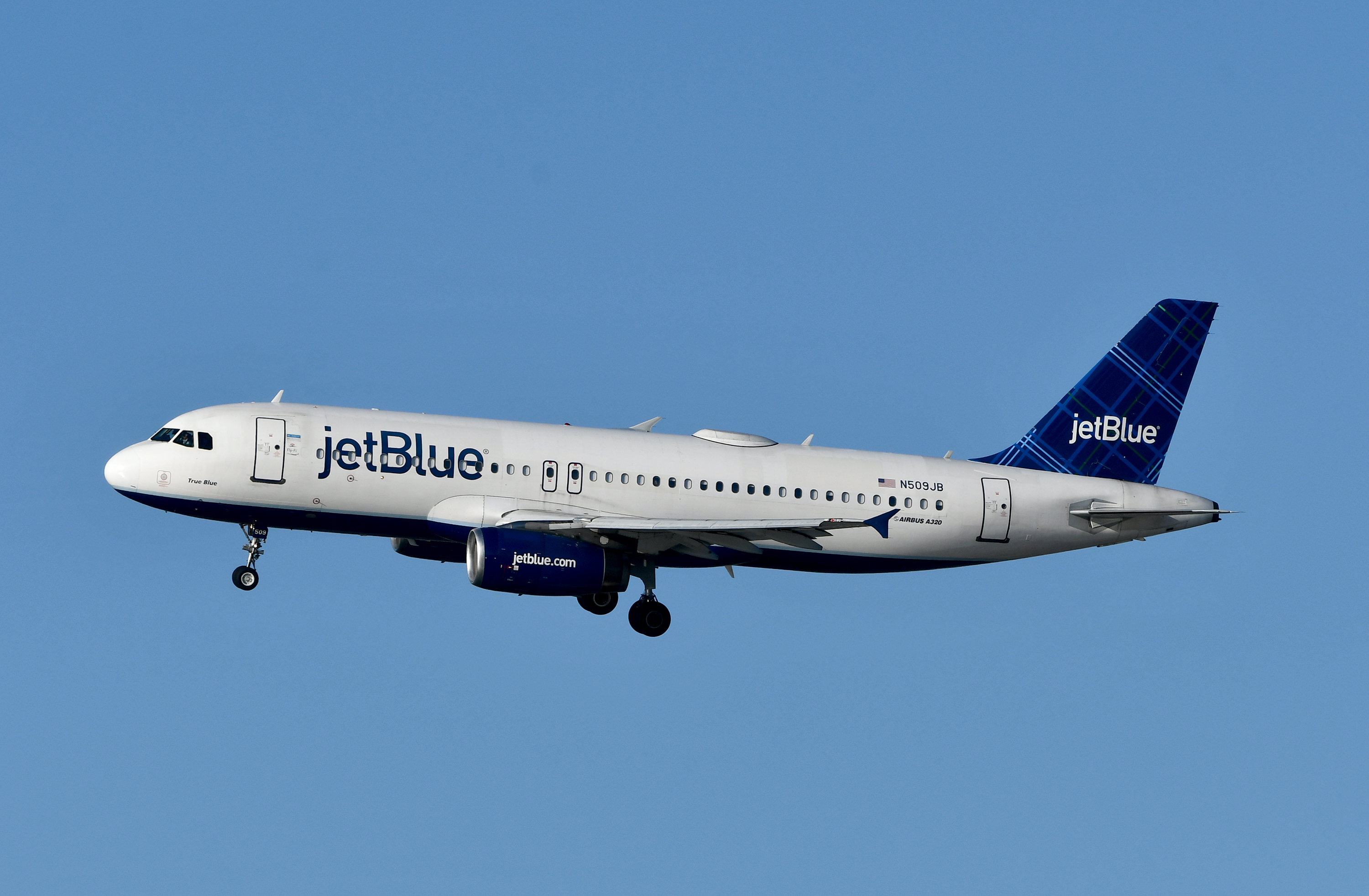 JetBlue A320 Landing JetBlue A320 Landing