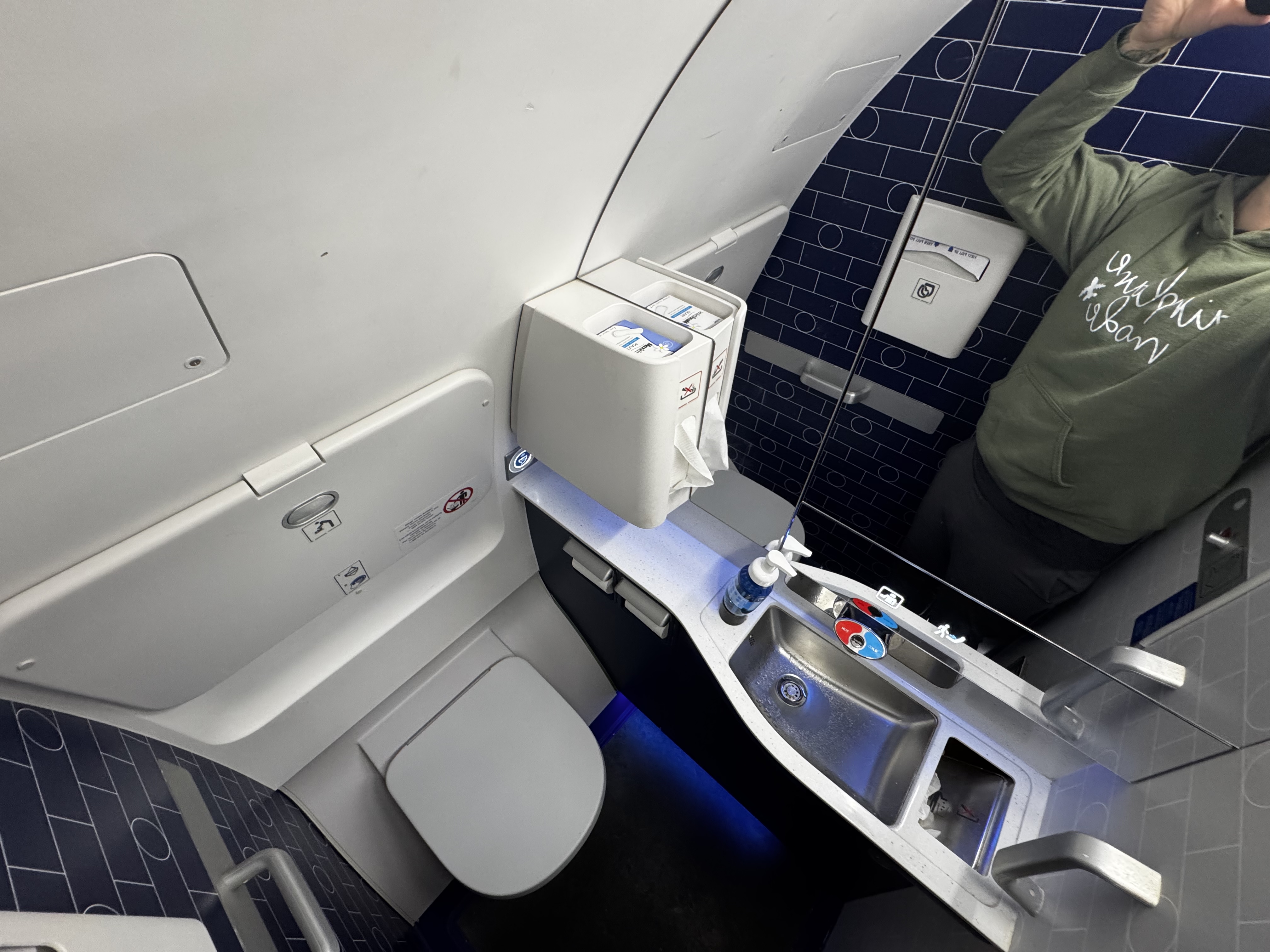 JetBlue Mint A321XLR BOS MAD lavatory JetBlue Mint A321XLR BOS MAD lavatory