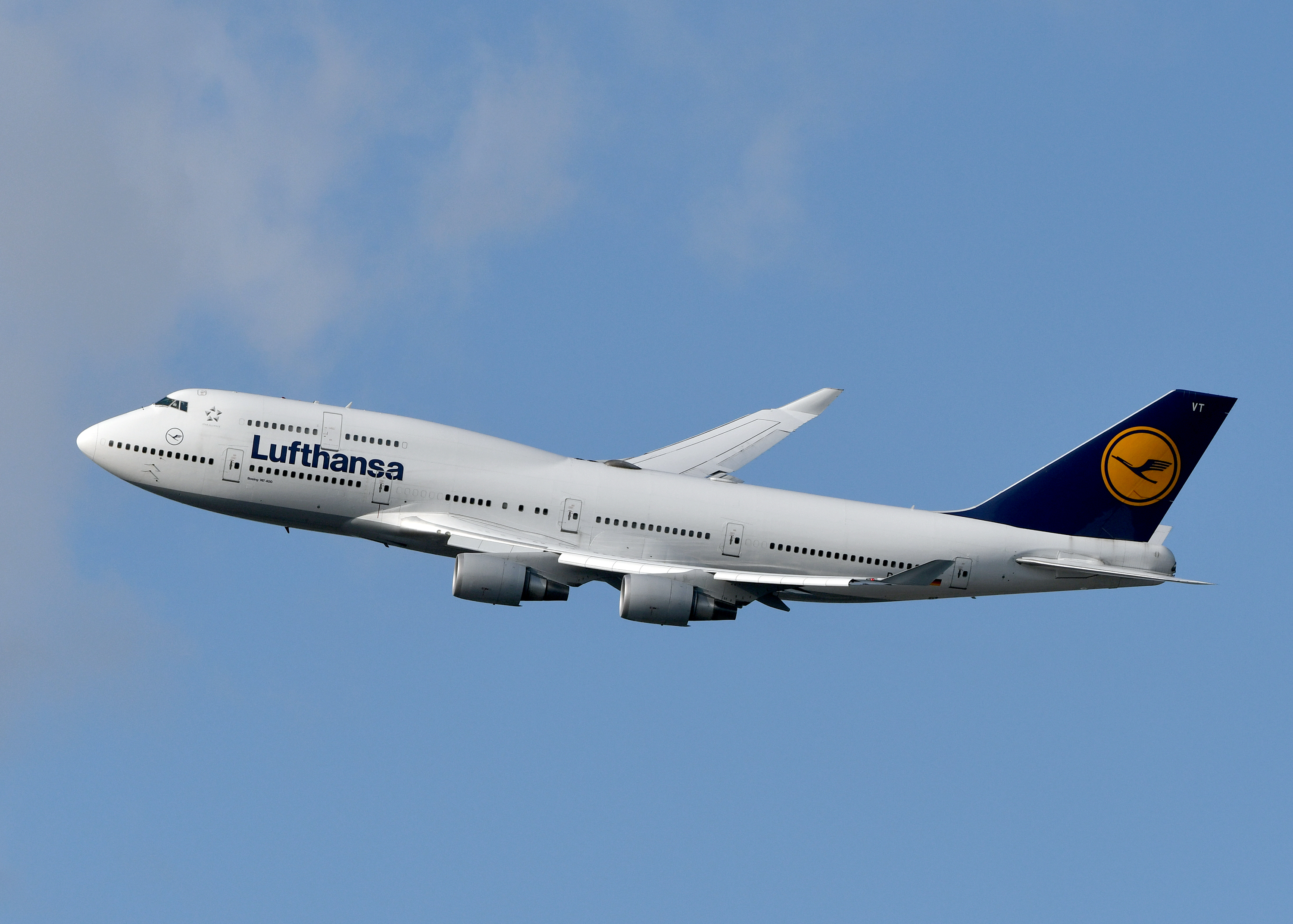 Lufthansa 747 400 Takeoff