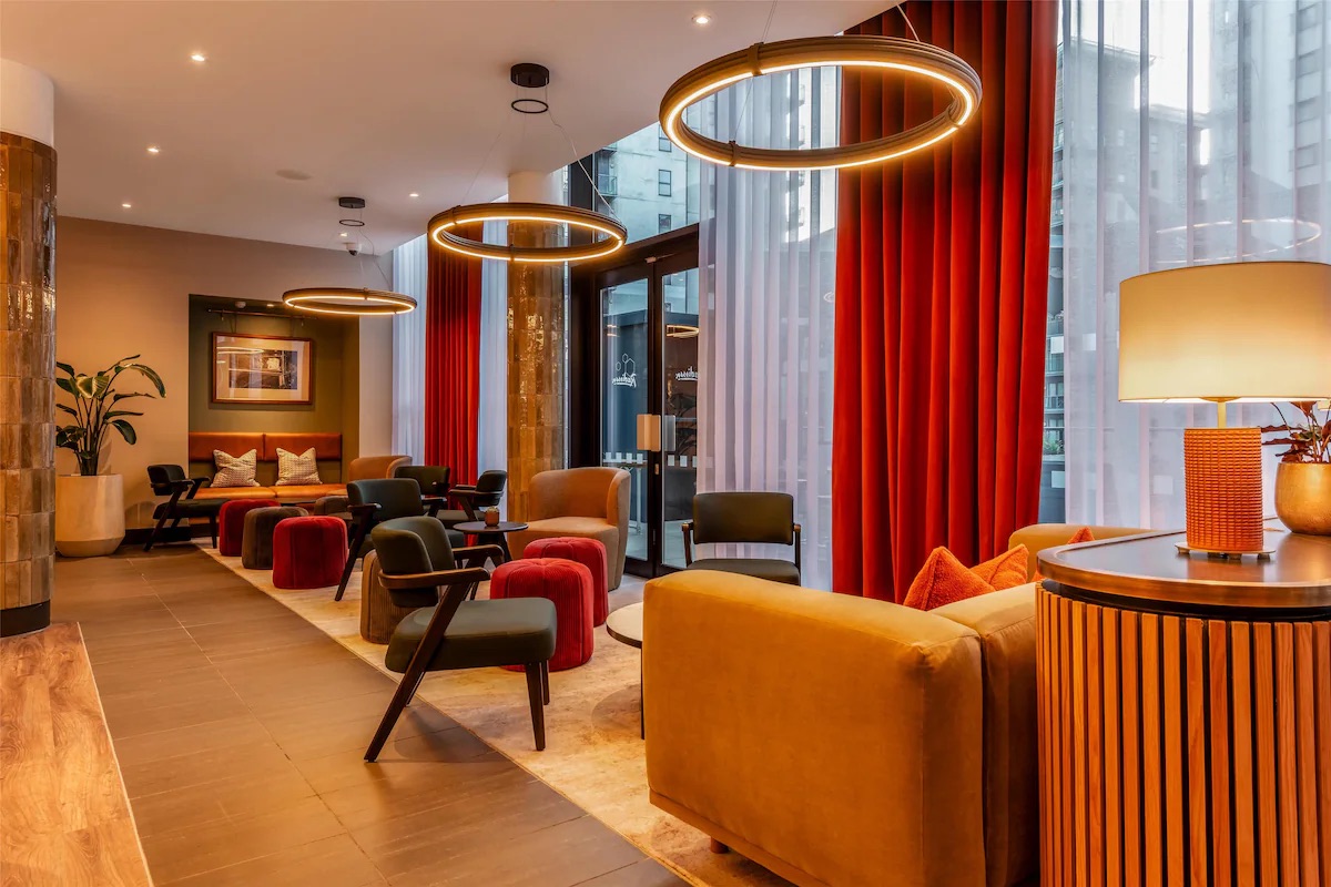 Radisson Hotel Manchester City Centre Radisson Hotel Manchester City Centre lobby