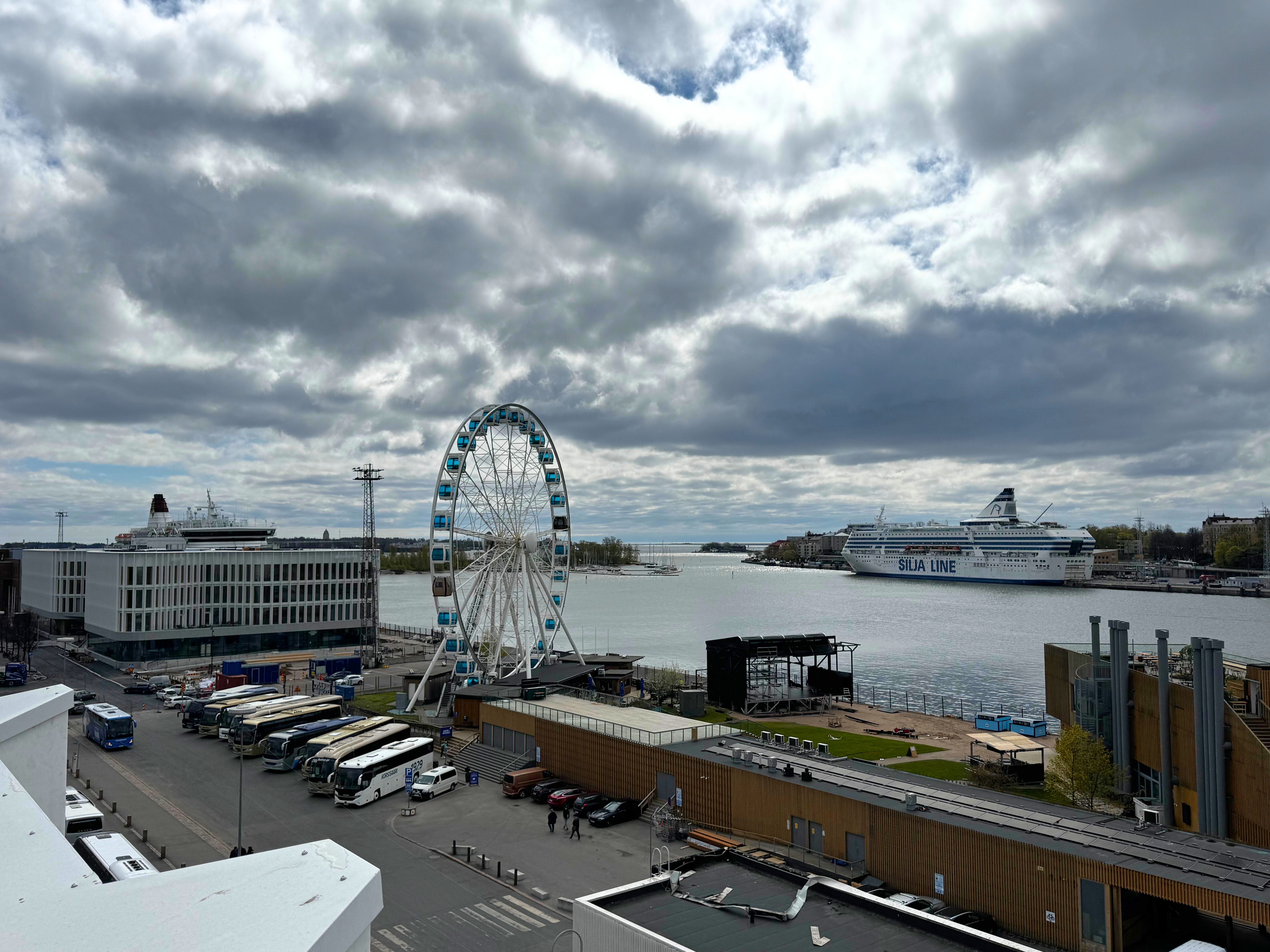 Restaurant Toppa Helsinki terrace view edited