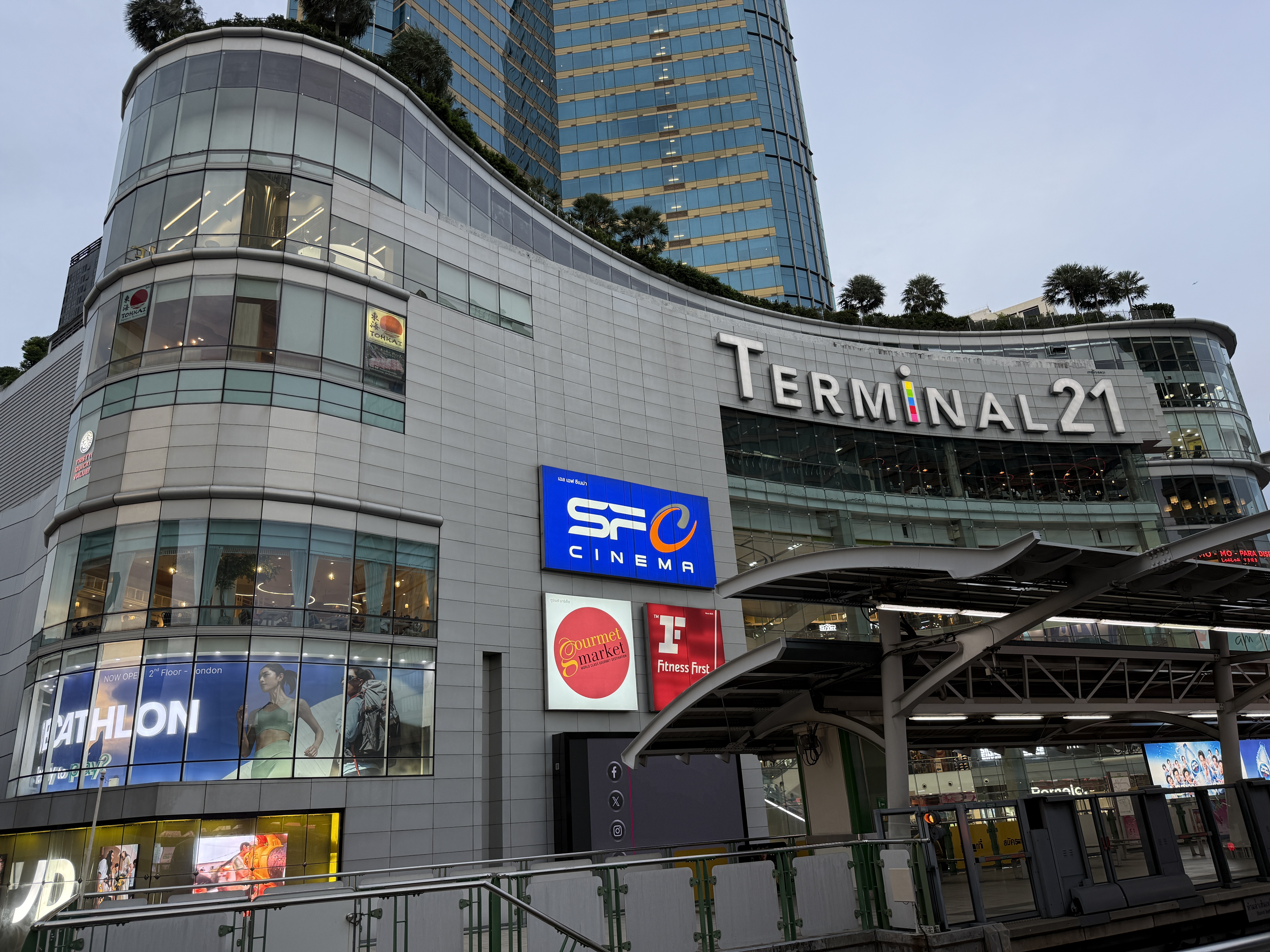 Terminal 21 exterior Terminal 21 exterior