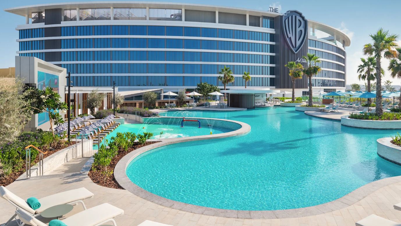 The WB Abu Dhabi, Curio Collection by Hilton