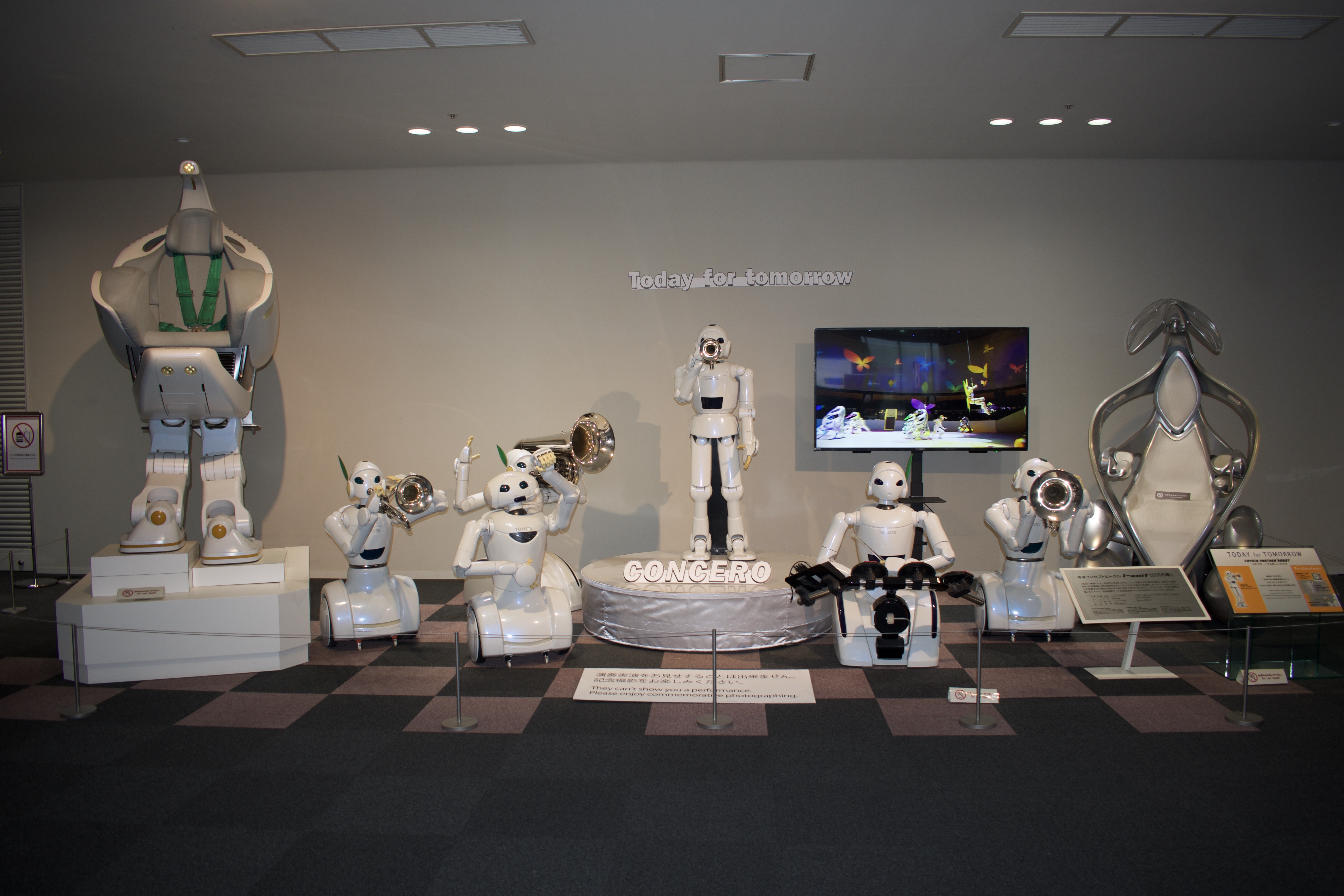 Toyota Museum robots Toyota Museum robots