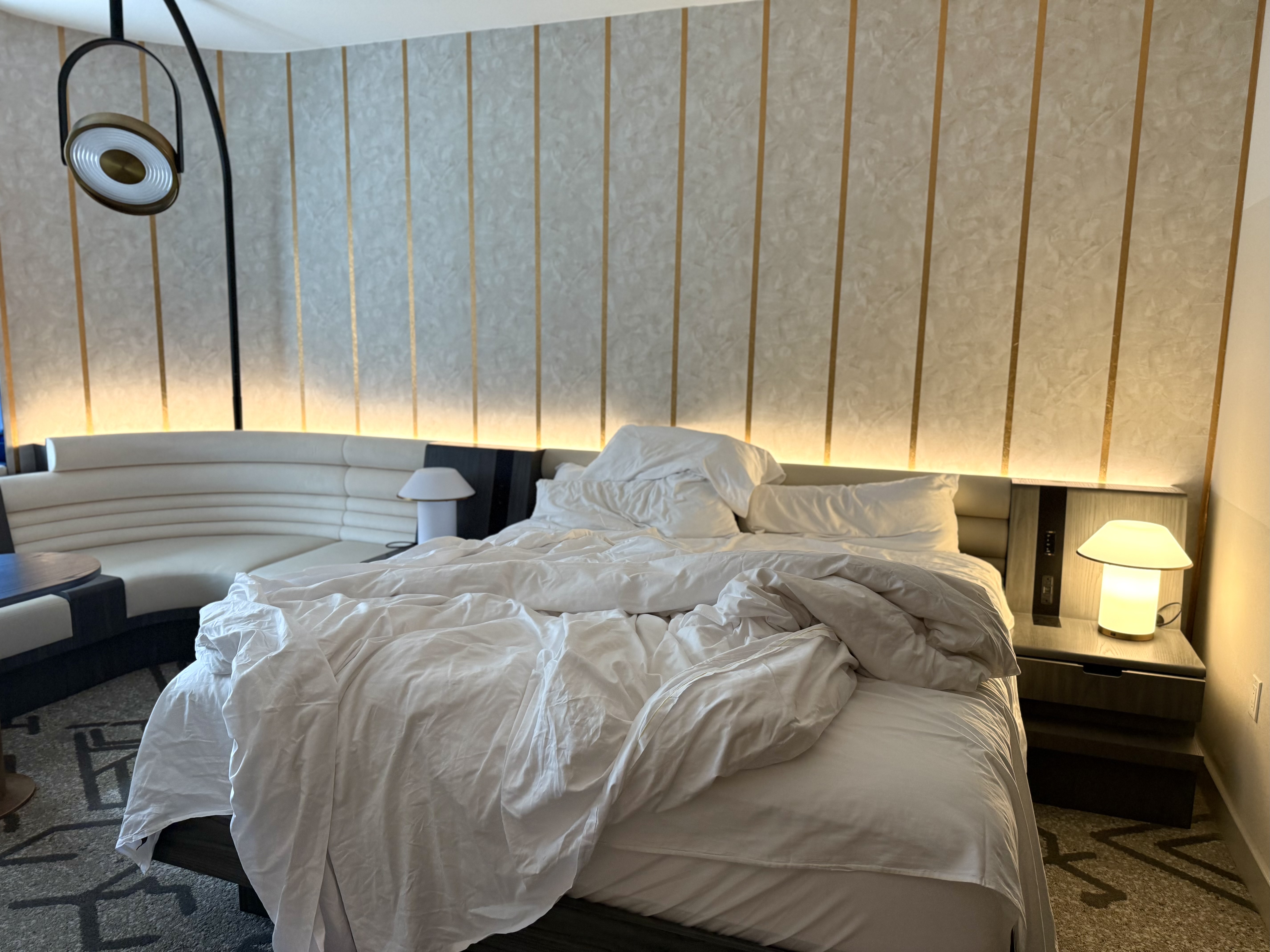 W Hollywood bed W Hollywood bed
