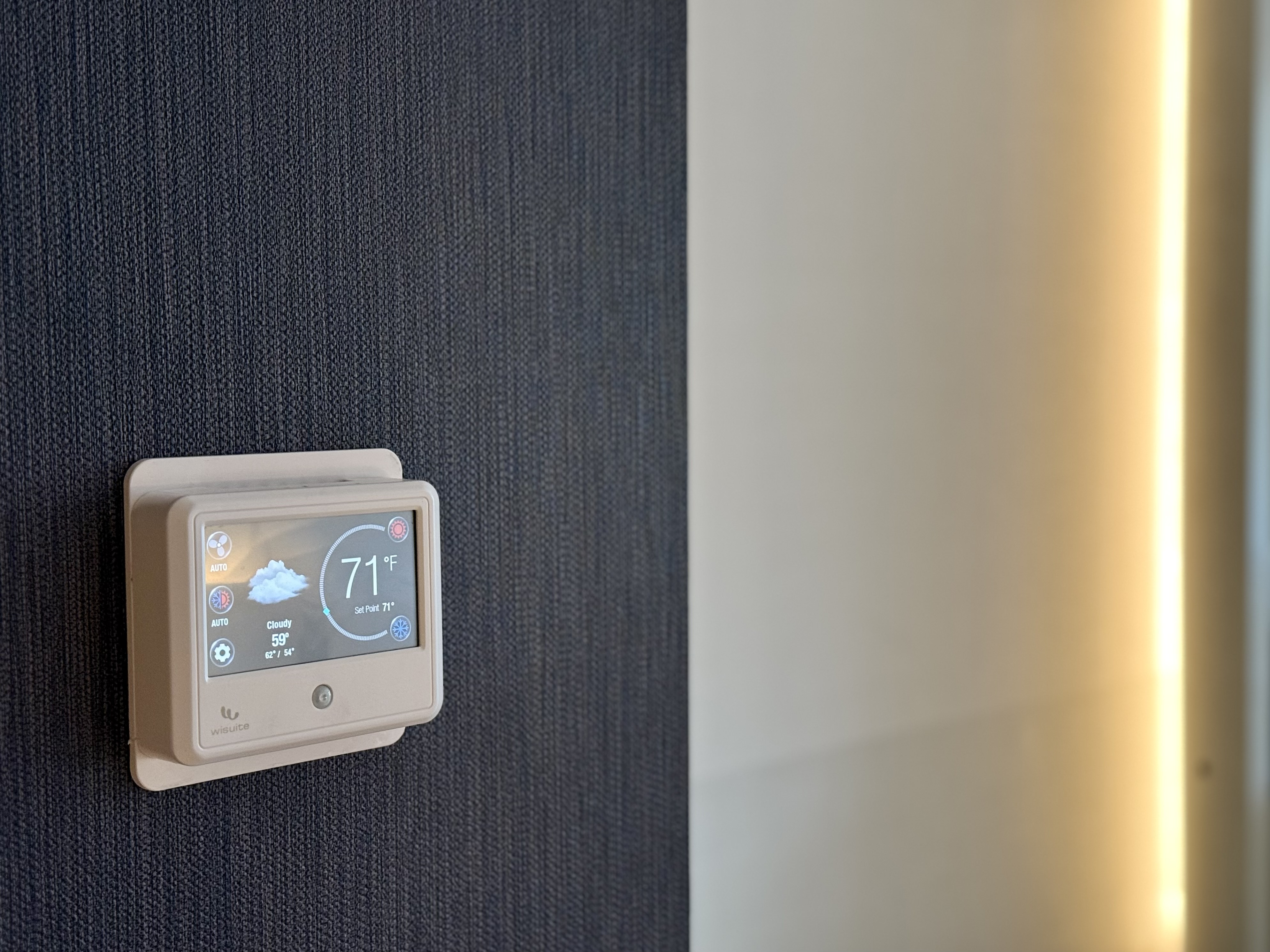 W Hollywood room temperature control W Hollywood room temperature control