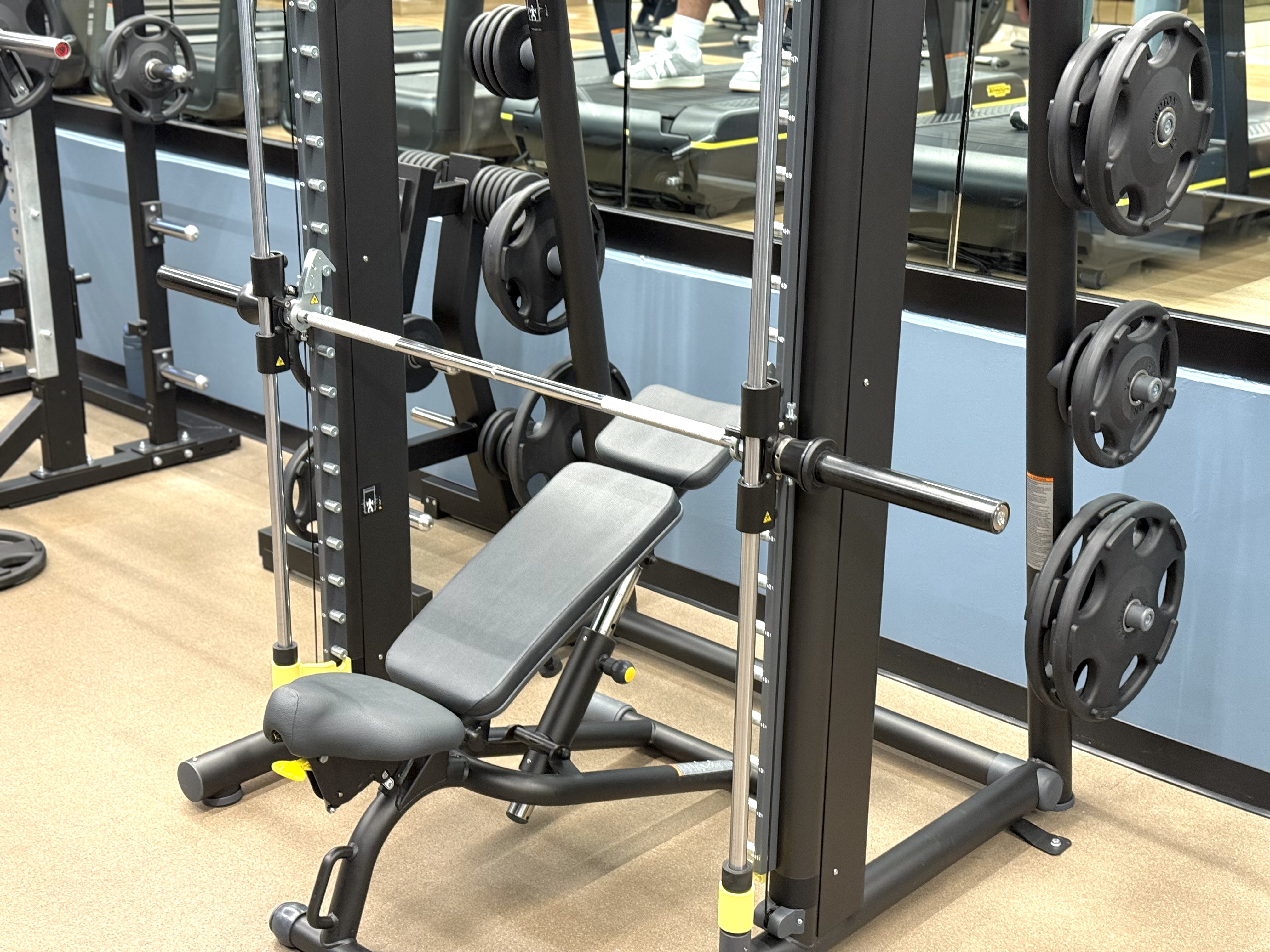 W Hollywood smith machine W Hollywood smith machine