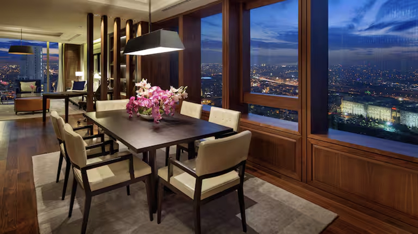 Hilton Bomonti Apartment Dining Room