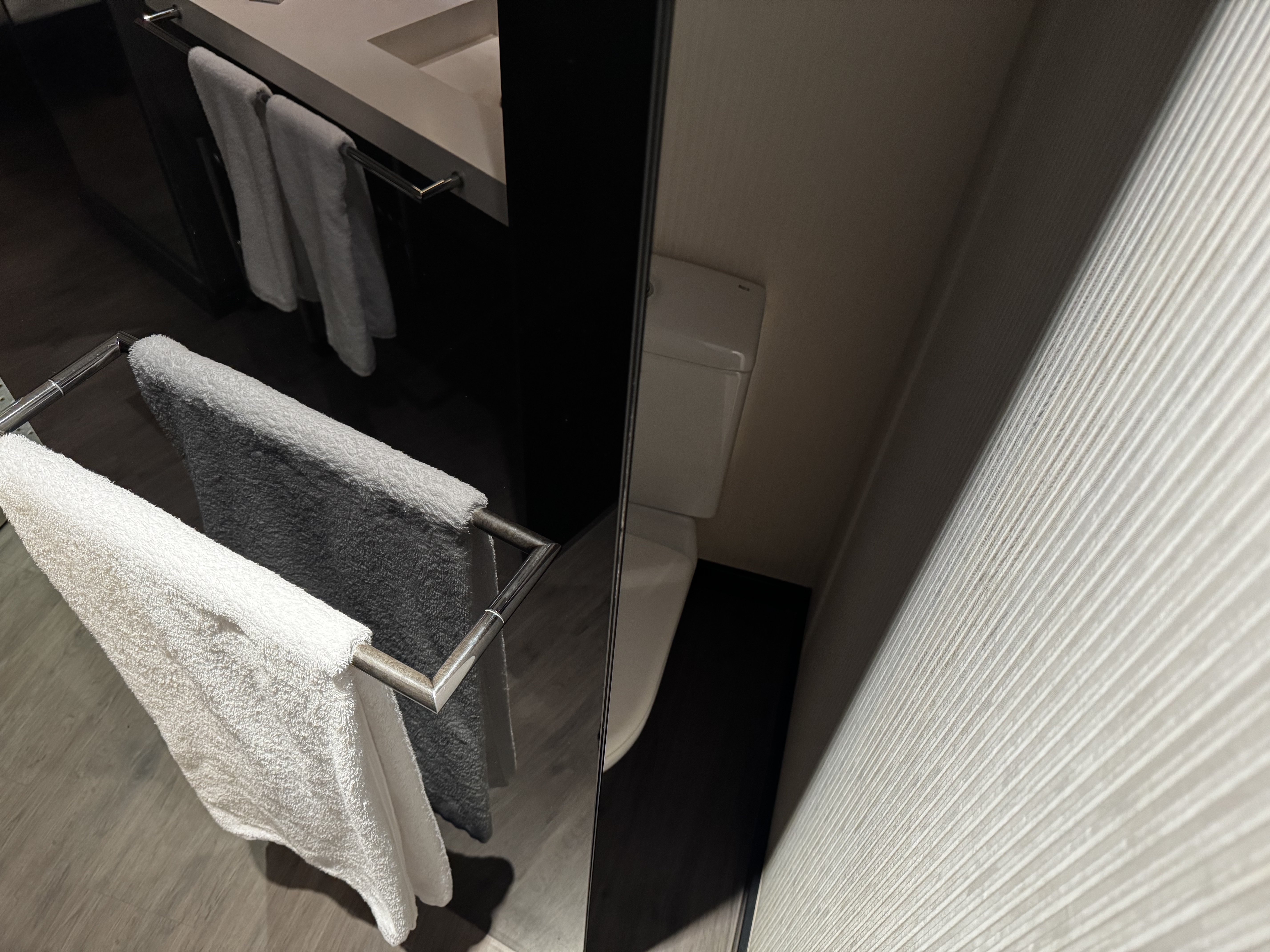 AC Hotel Murcia bathroom door toilet