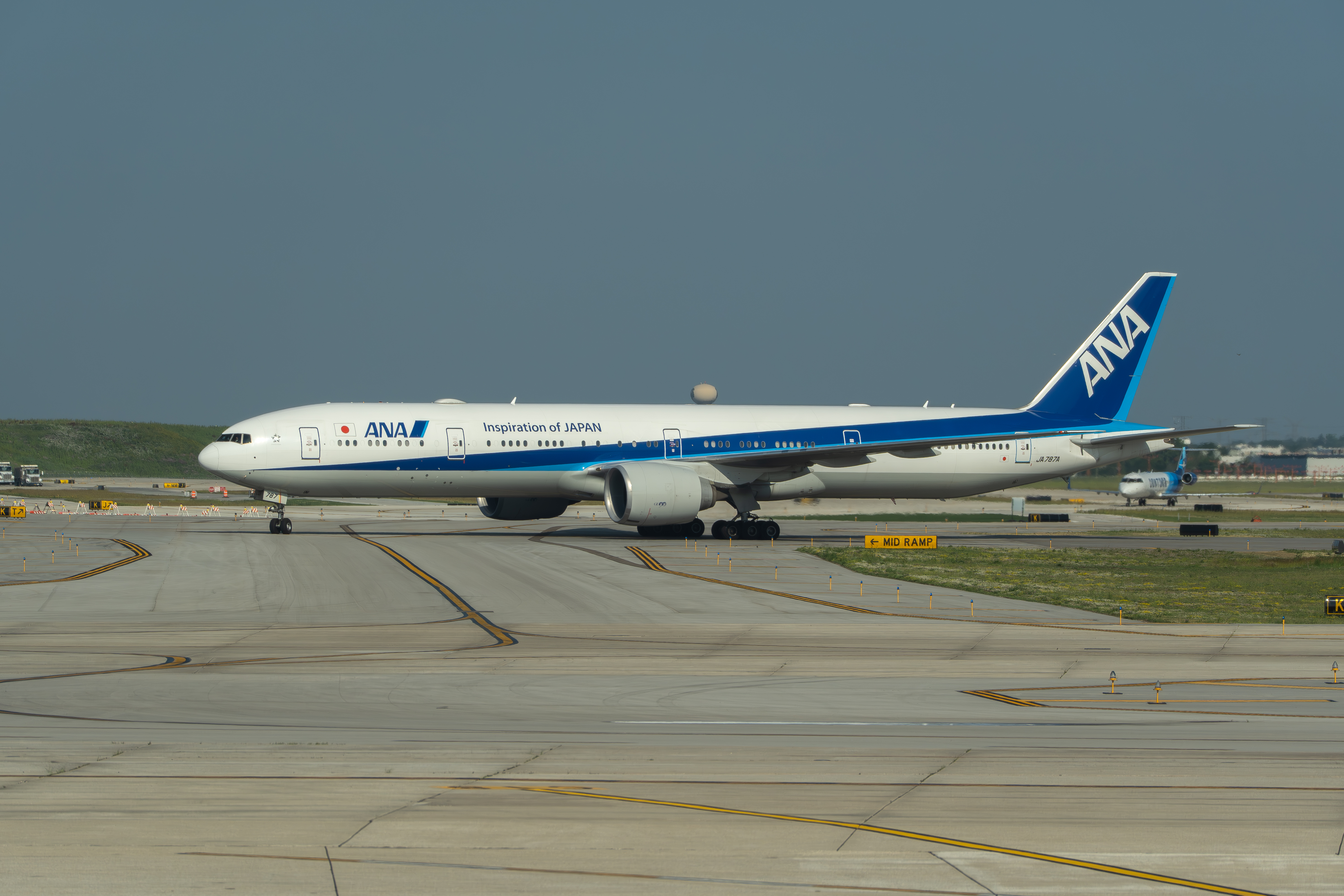 ANA 777 300er at ORD ANA 777 300er at ORD