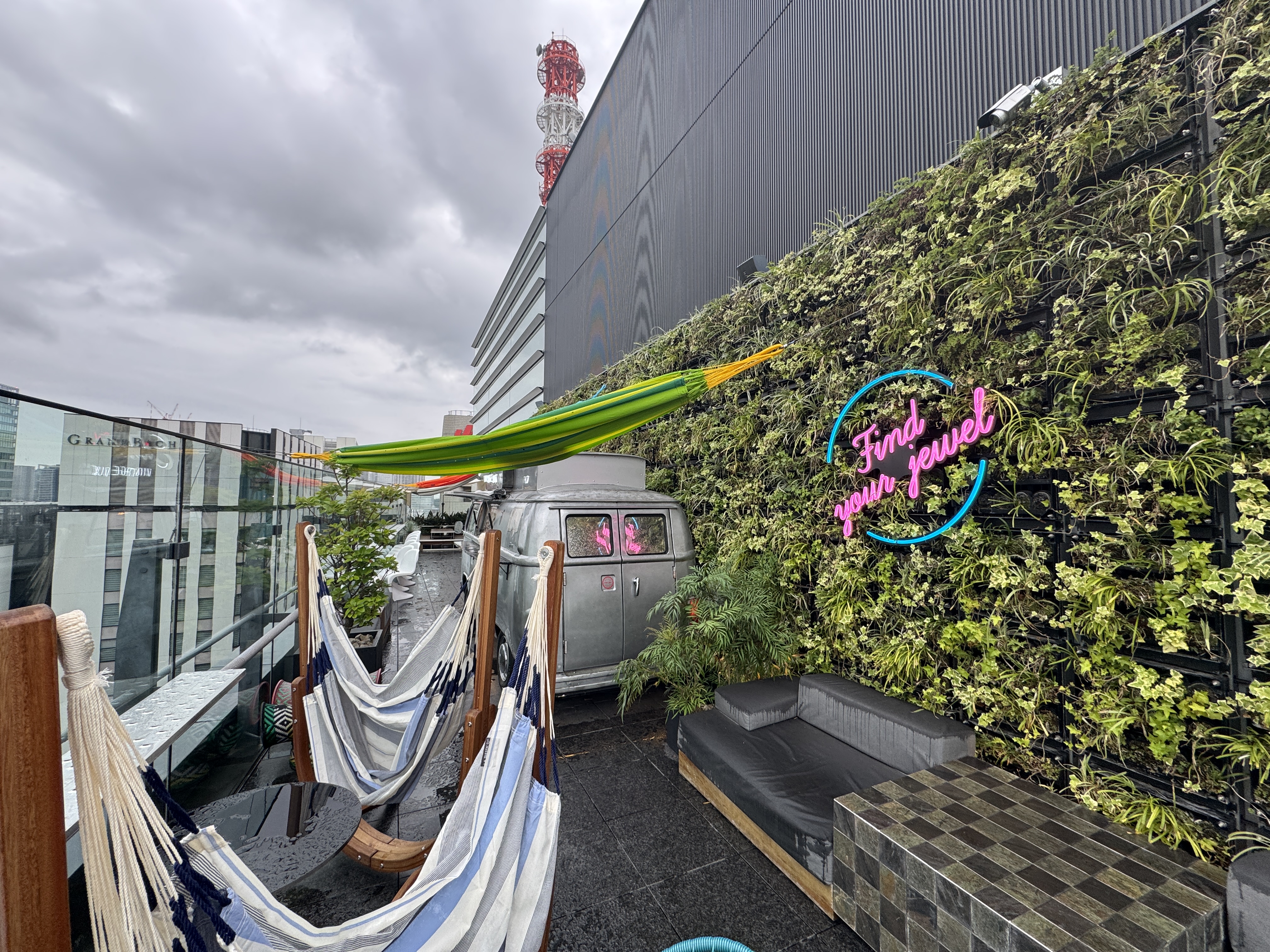 Aloft Tokyo Ginza rooftop food truck Aloft Tokyo Ginza rooftop food truck