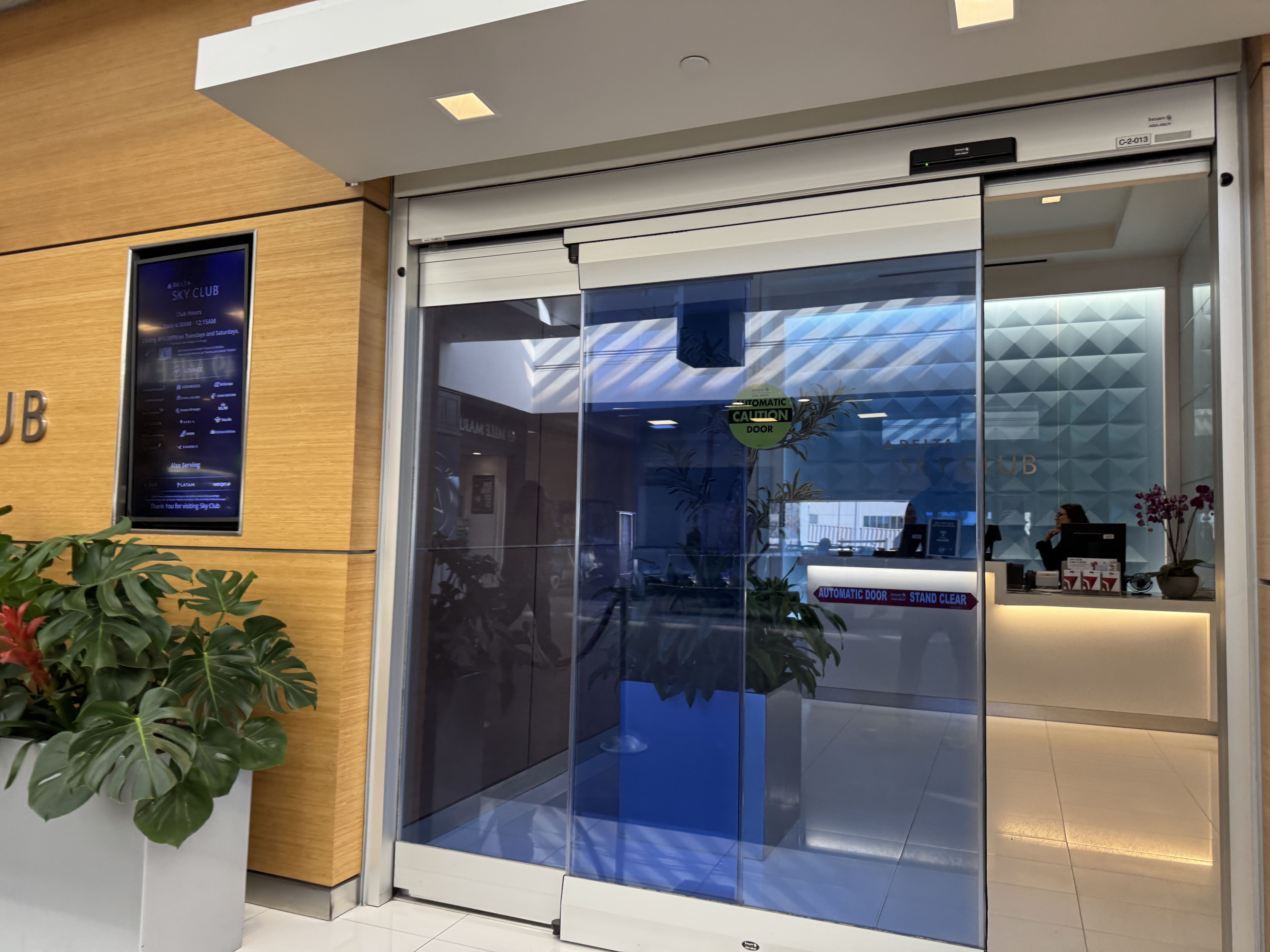 Delta Sky Club SFO Entrance Delta Sky Club SFO Entrance