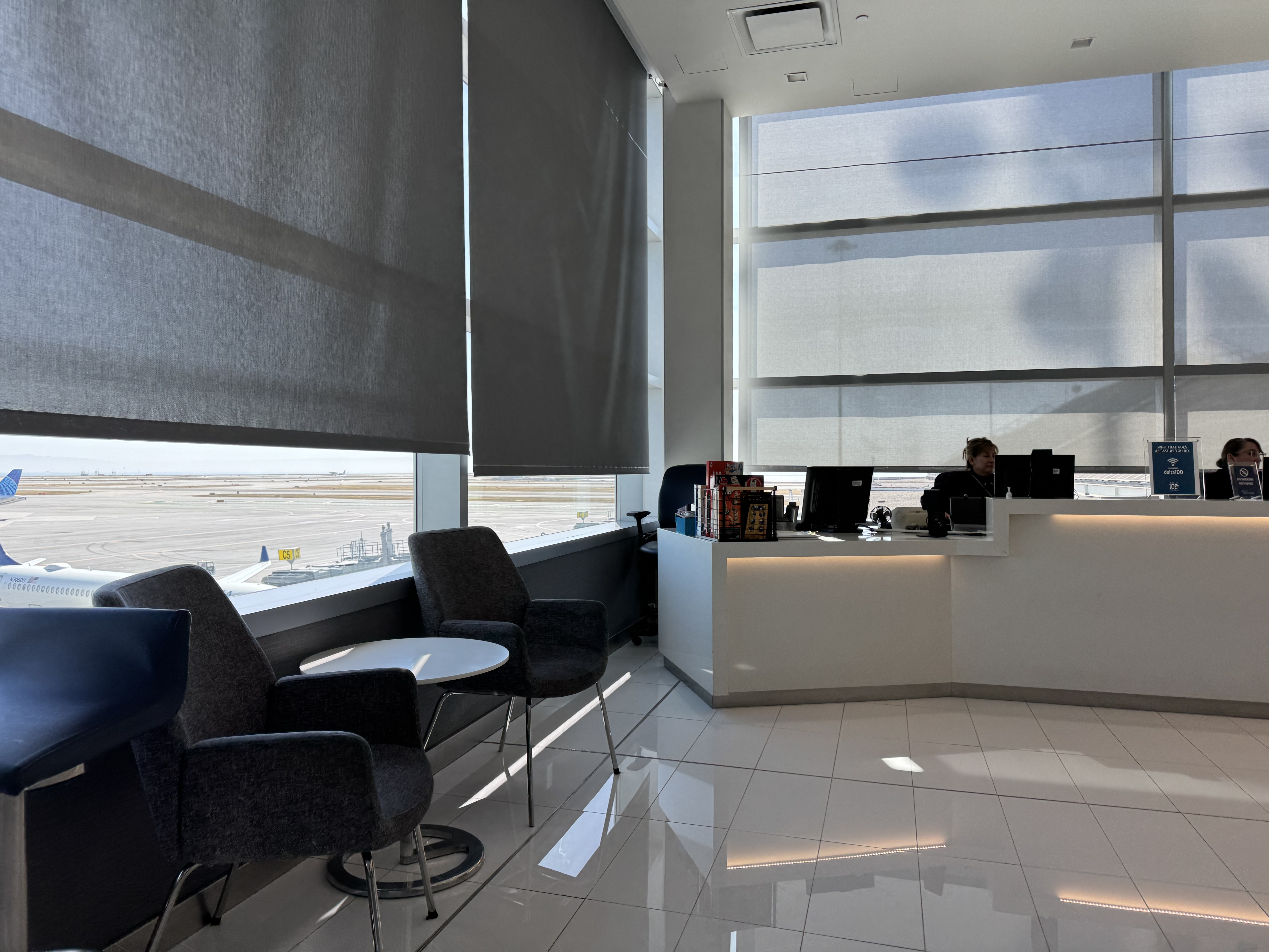 Delta Sky Club SFO Help Desk Delta Sky Club SFO Help Desk