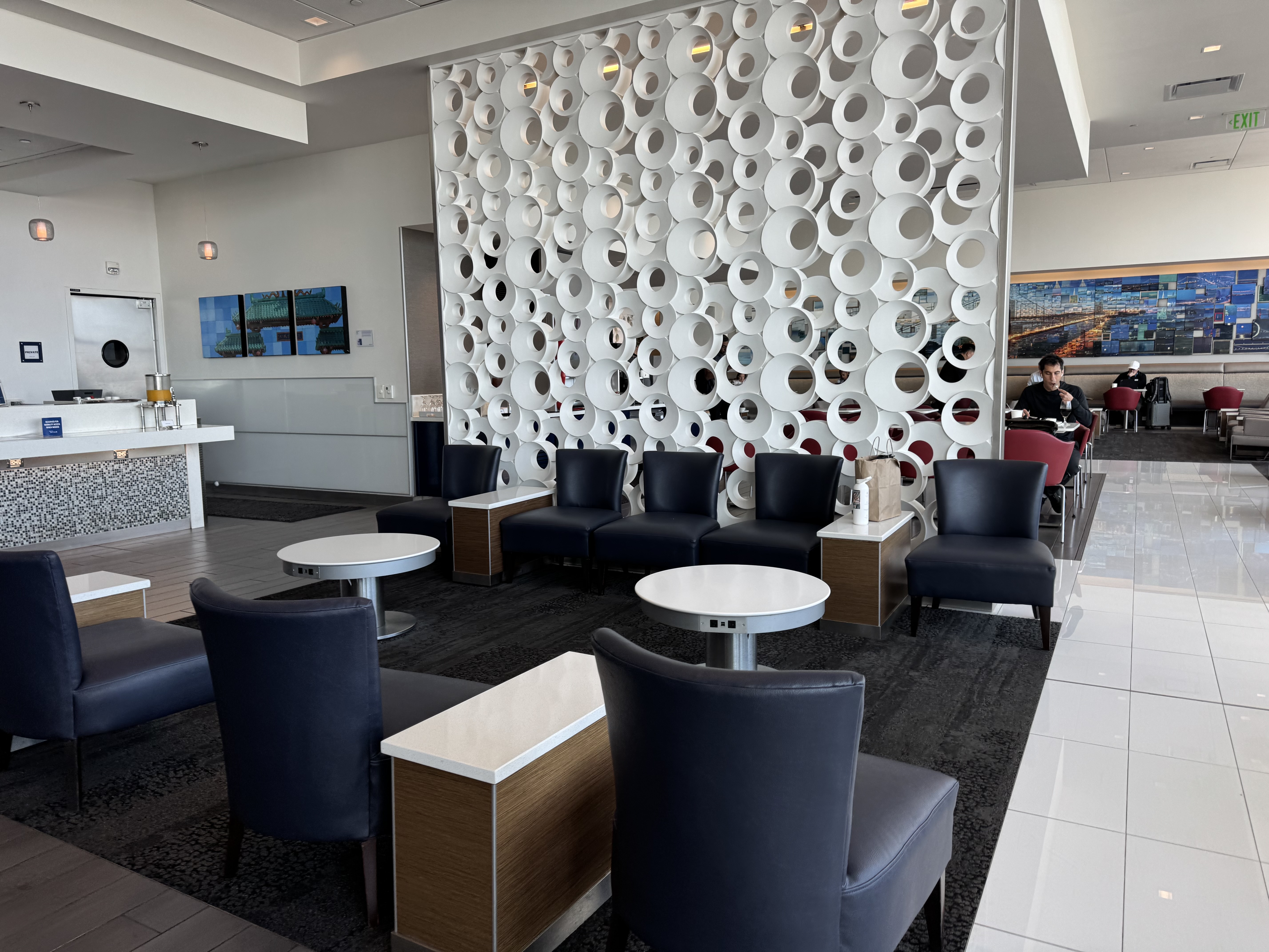 Delta Sky Club SFO Seats Delta Sky Club SFO Seats