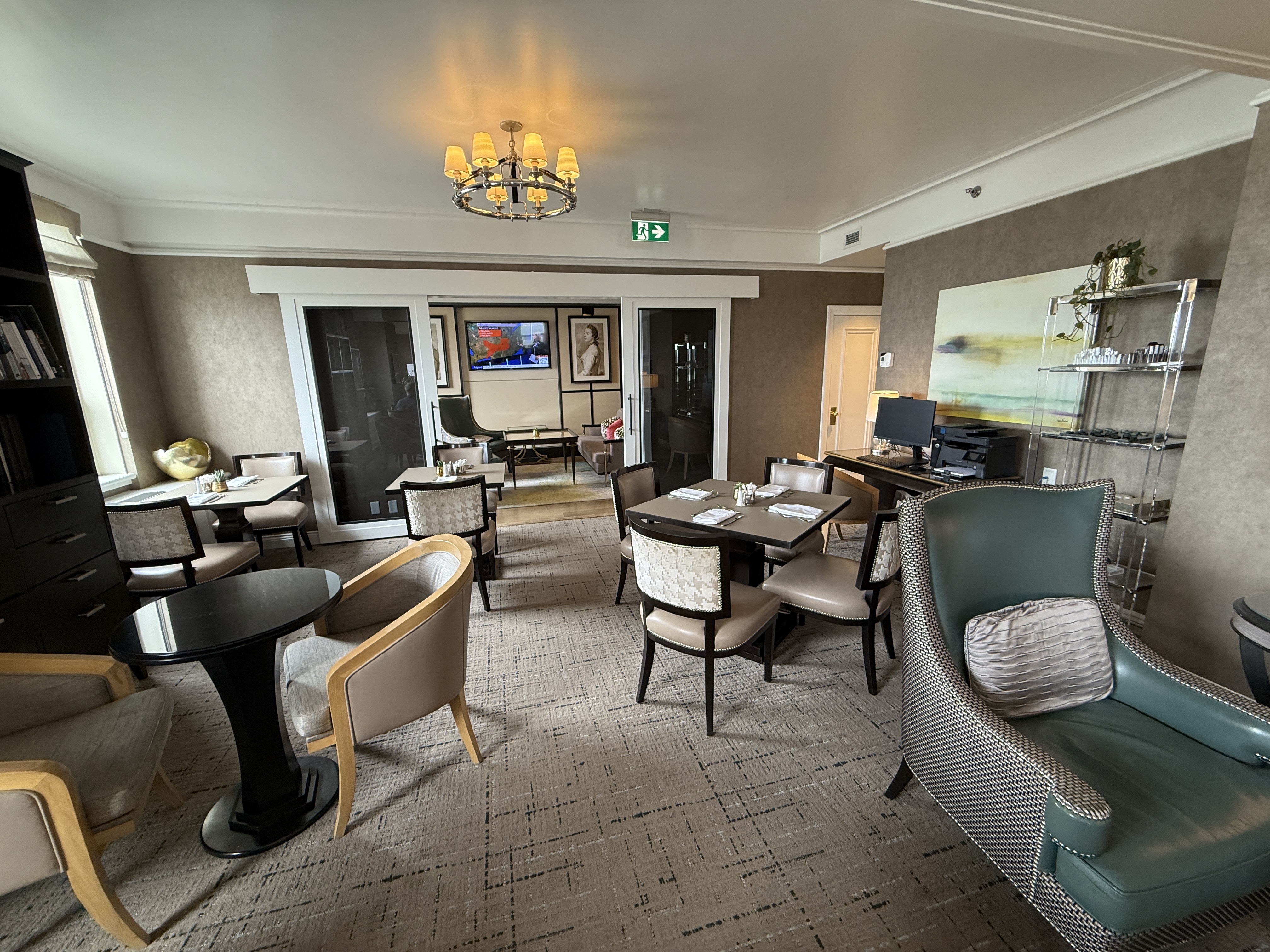 Fairmont Le Château Frontenac Club Lounge