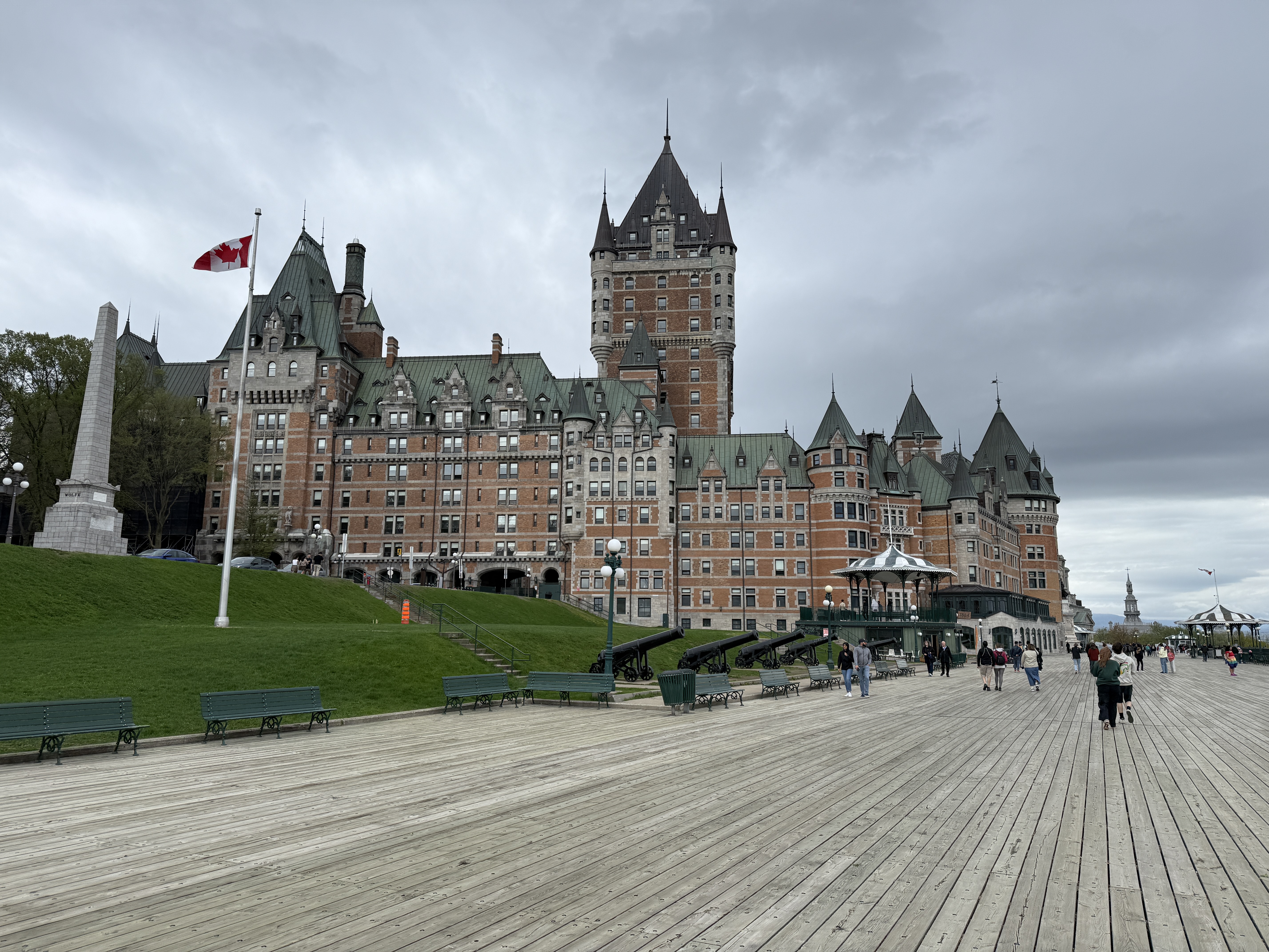 Fairmont Le Château Frontenac Exterior Boardwalk