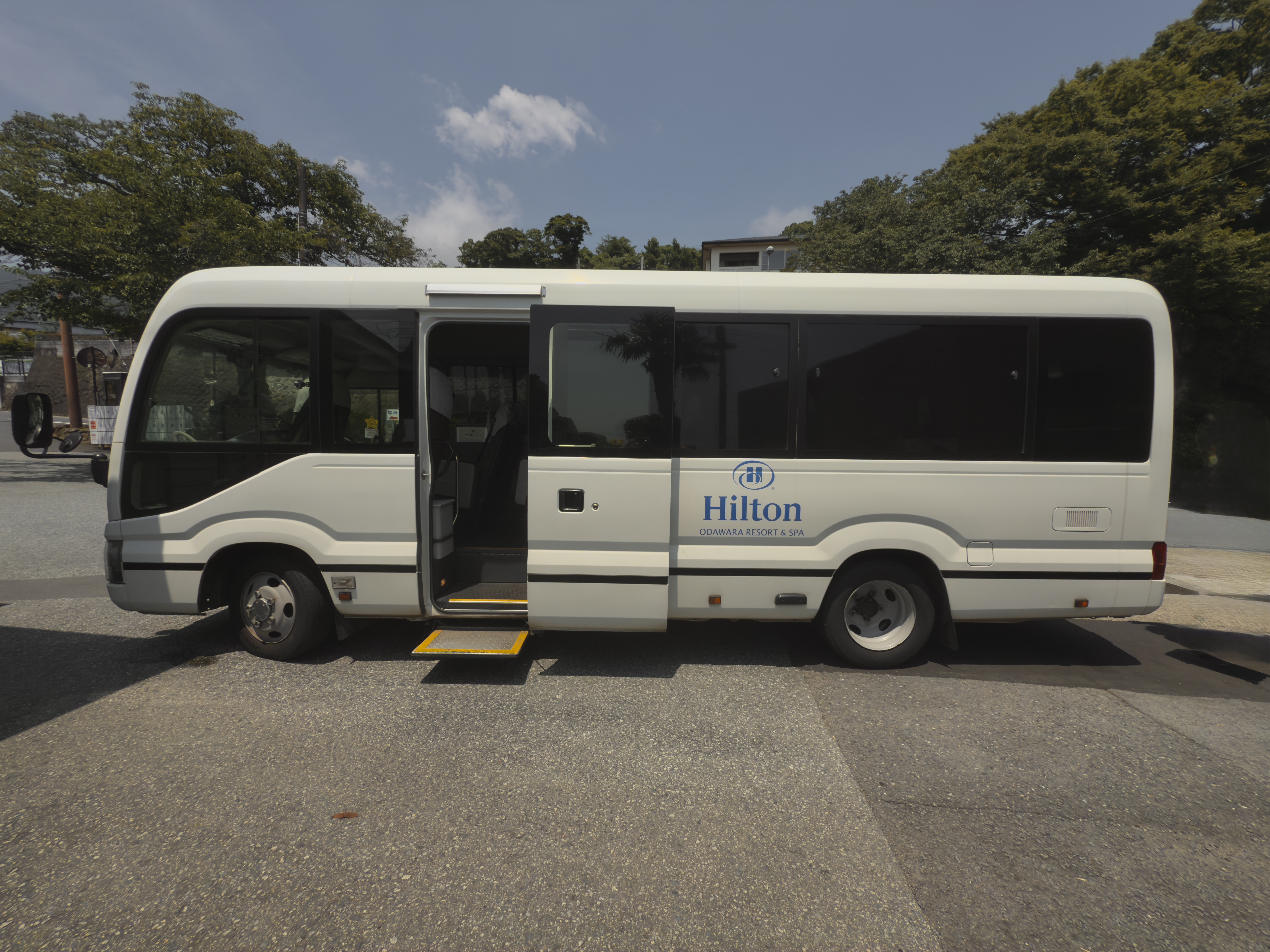 Hilton Odawara Resort hotel shuttle Hilton Odawara Resort hotel shuttle