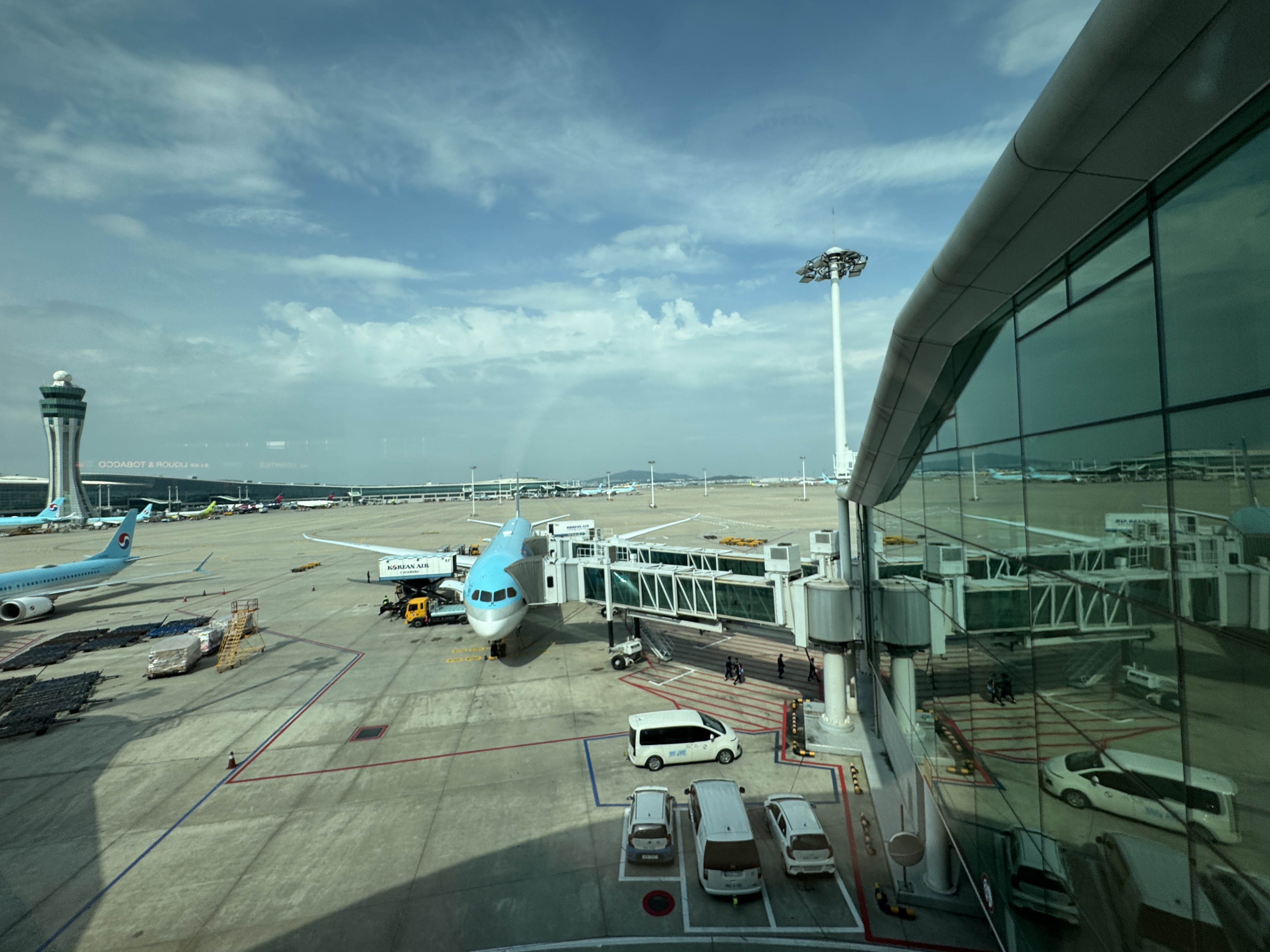 Korean Prestige Lounge 787 10 Parked