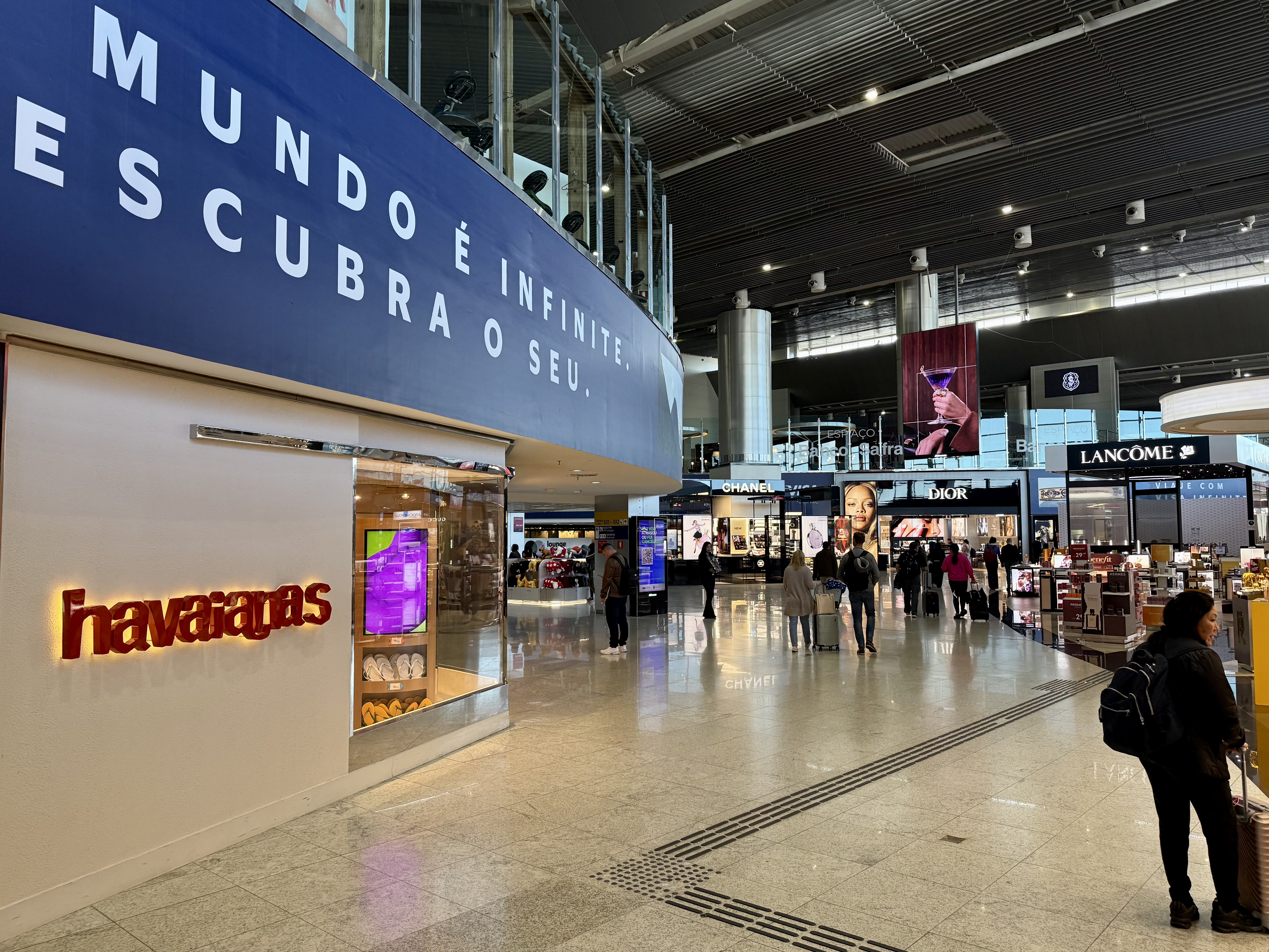 Sao Paulo Terminal 3 Havaiana shop