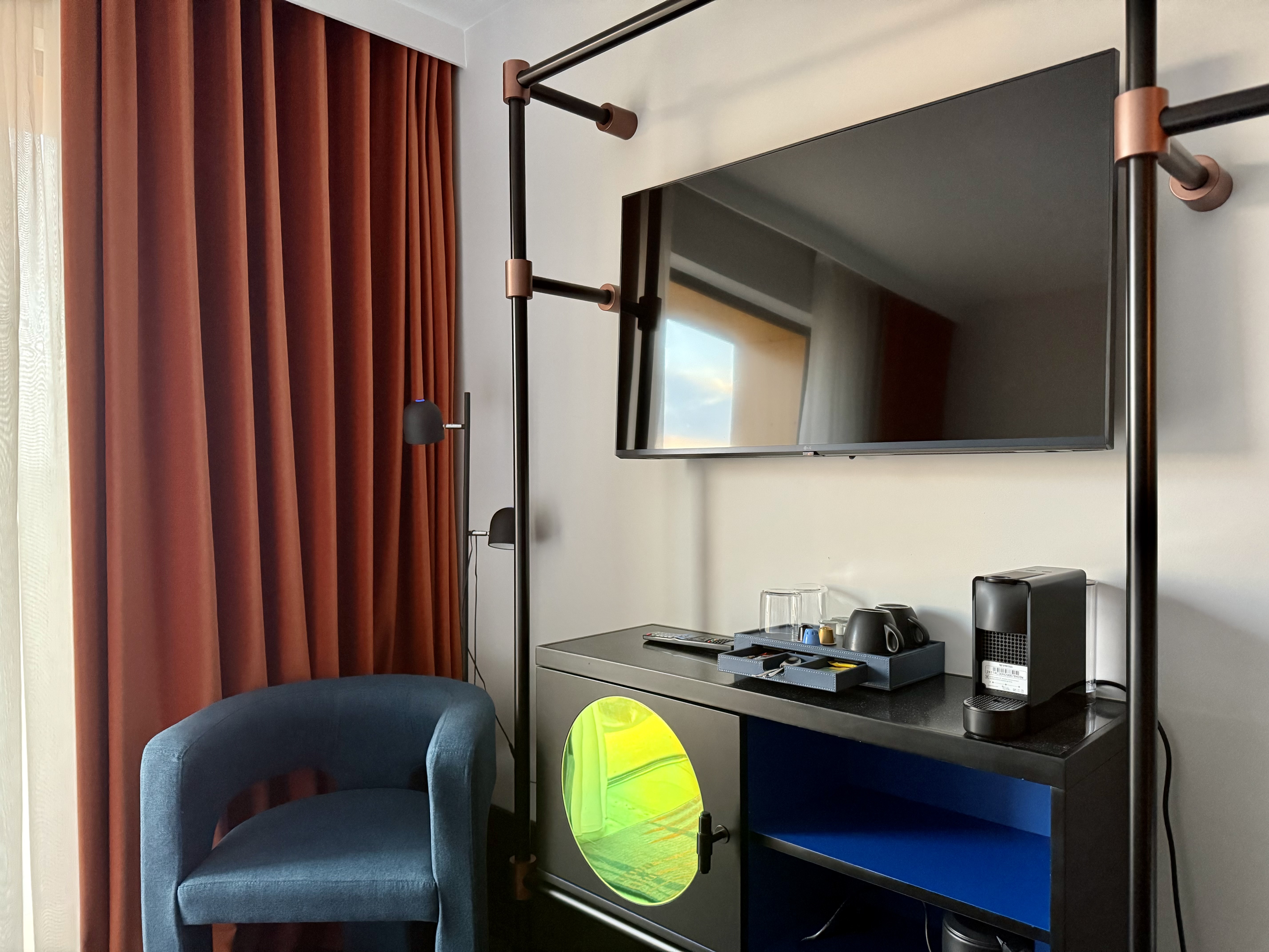 Tribe Hotel Manchester Airport bedroom