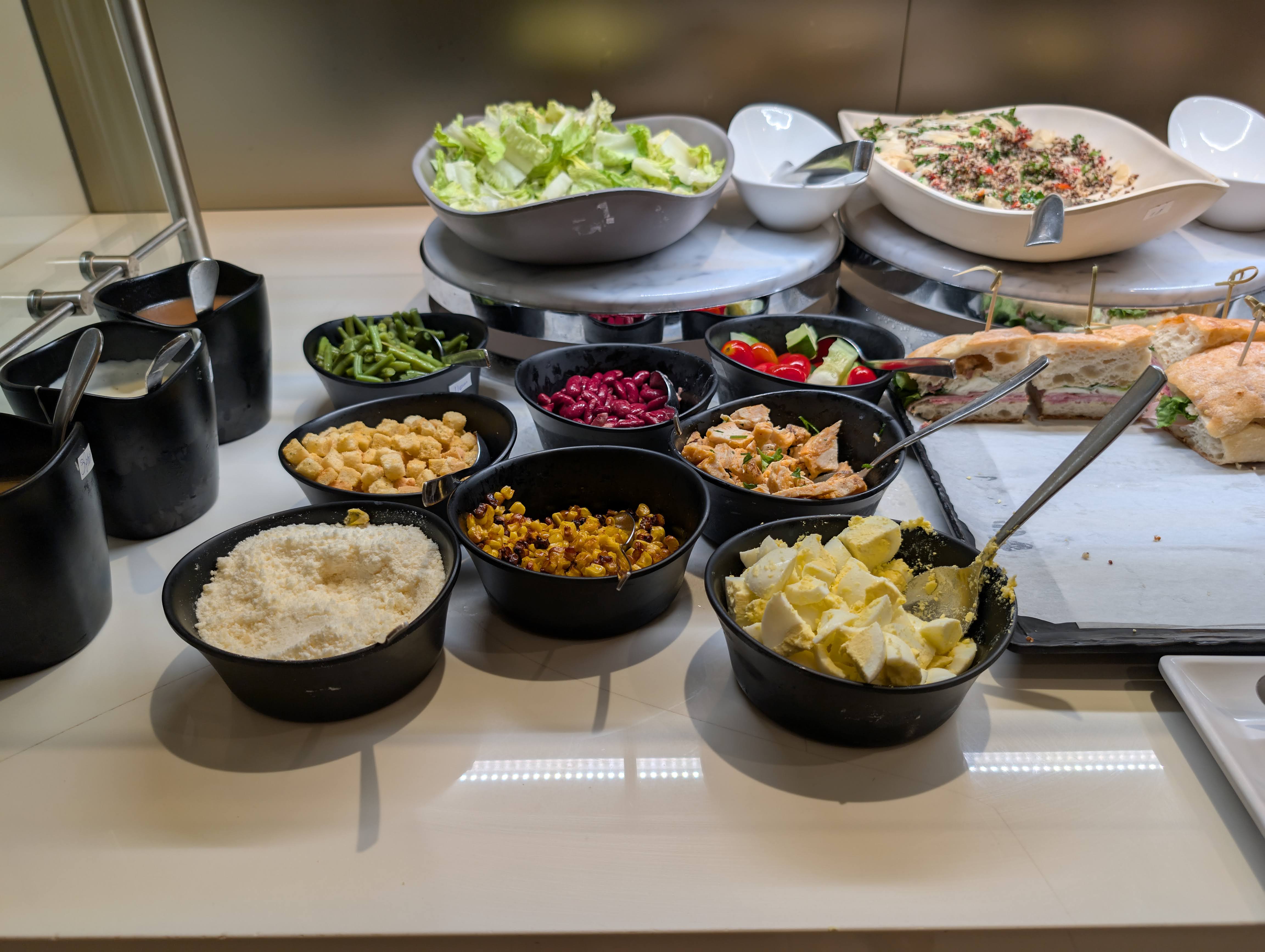 United Club FLL food and beverages salad bar