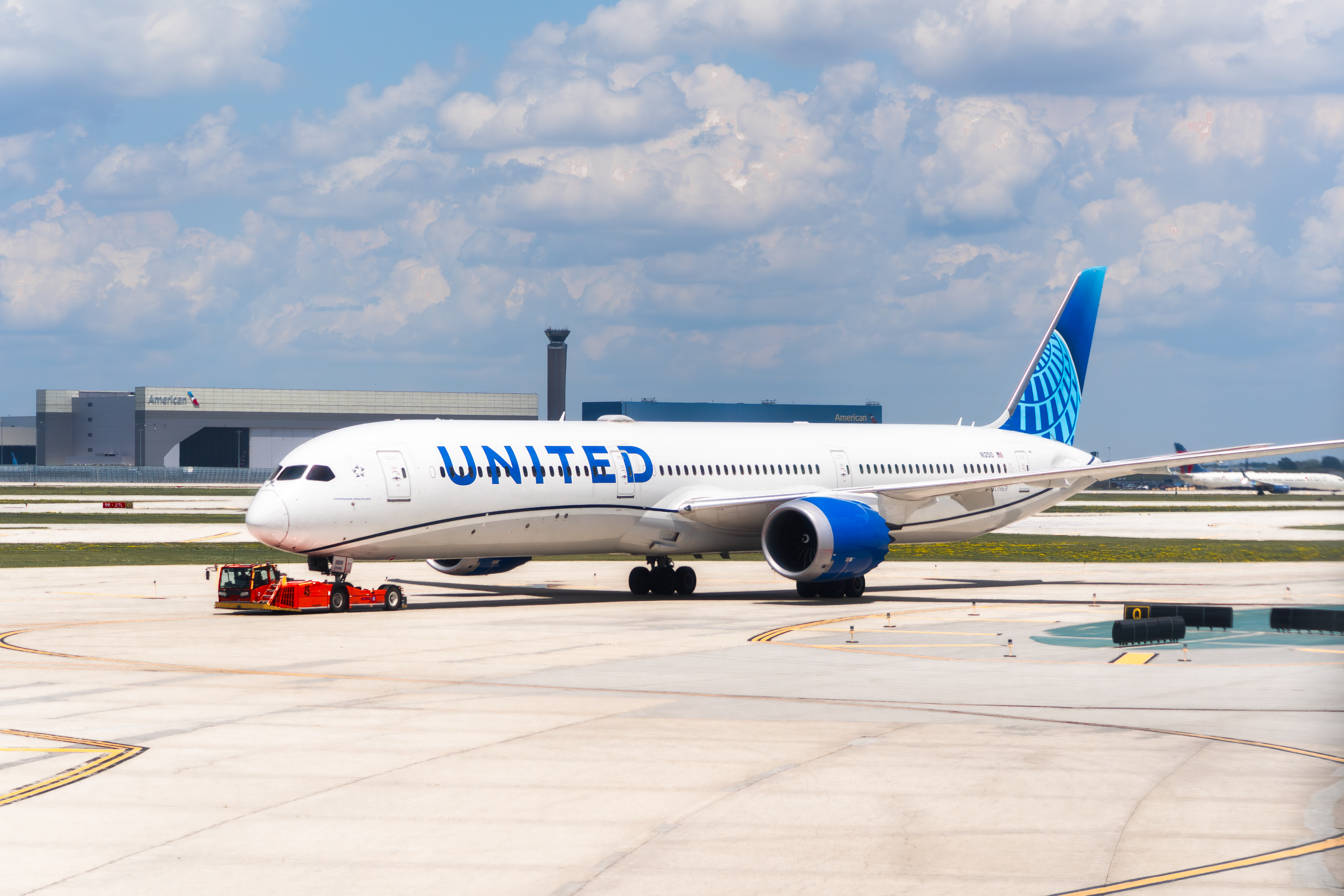 United dreamliner at ORD United dreamliner at ORD