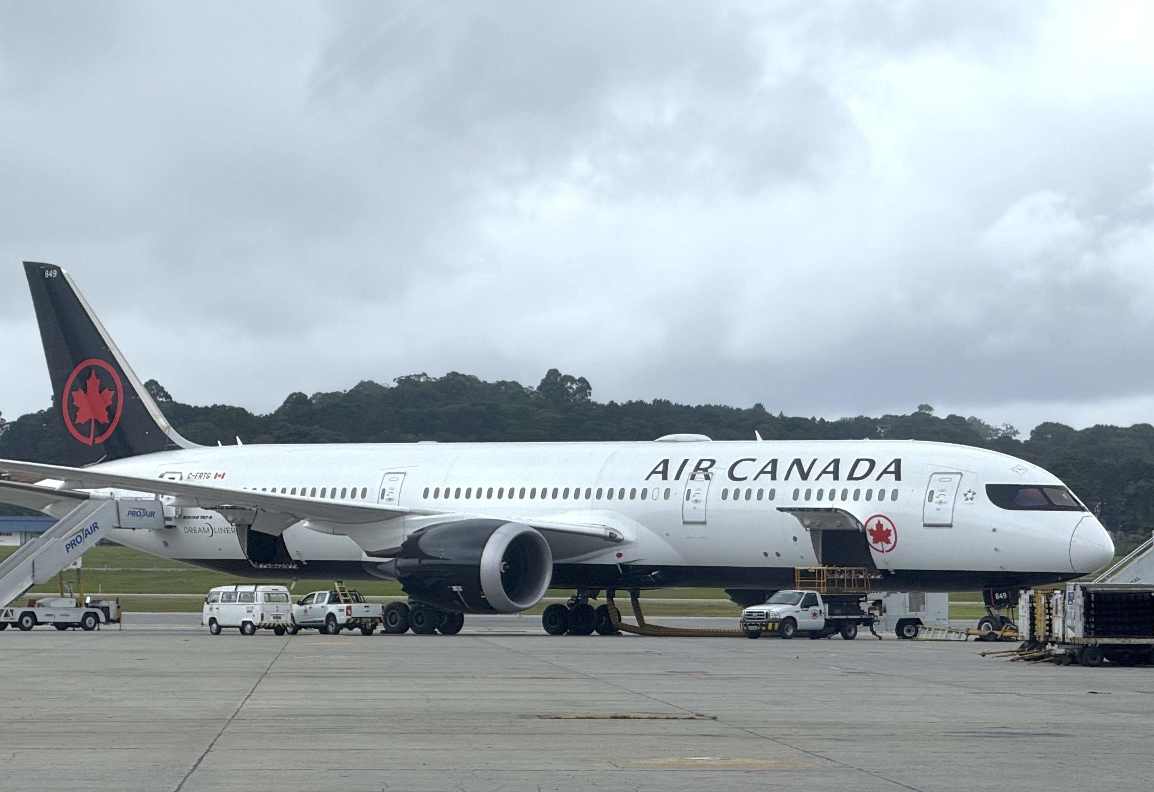 Air Canada Dreamliner at Sao Paulo Guarulhos GRU