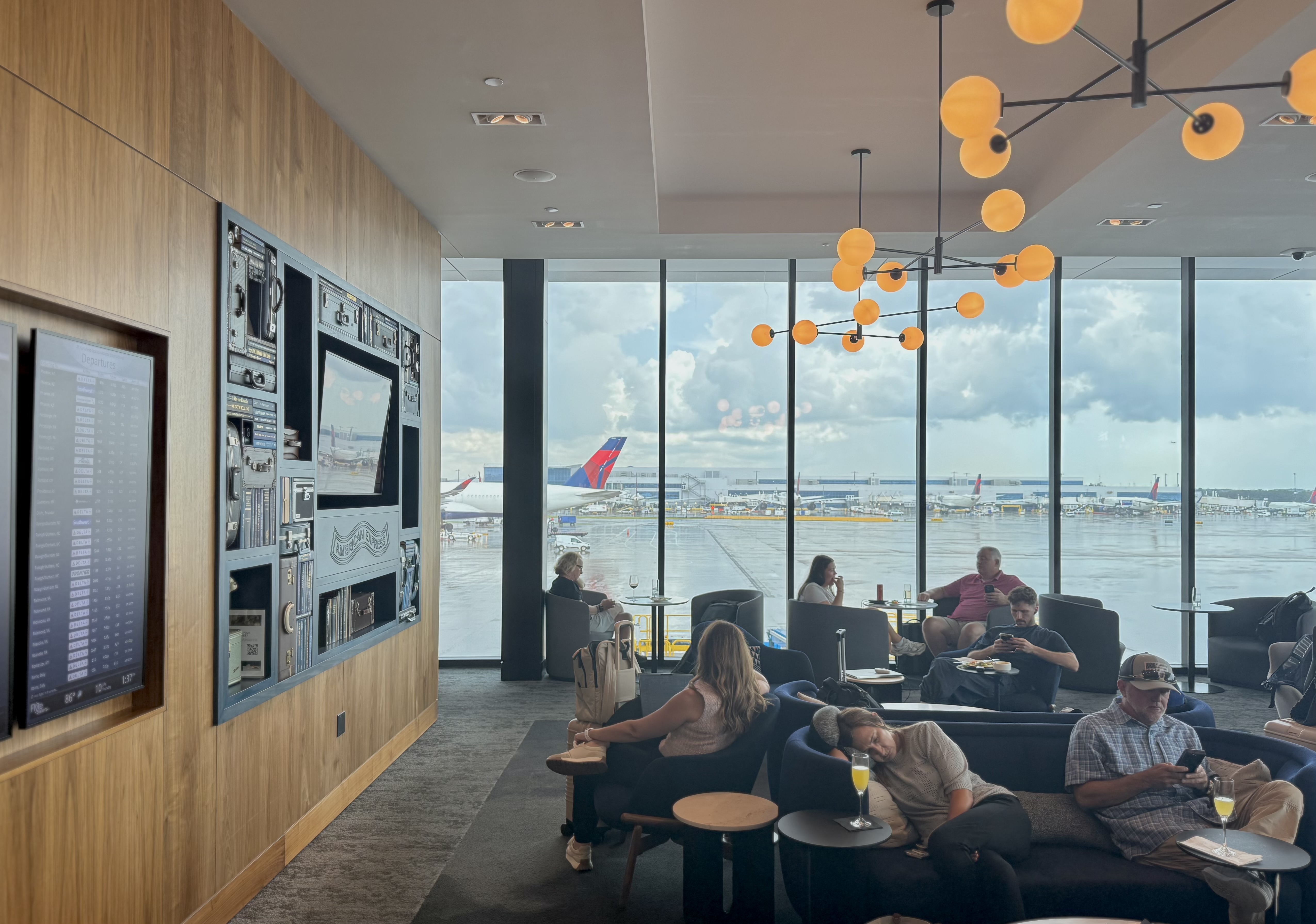 Atlanta ATL American Express Centurion Lounge seating Atlanta ATL American Express Centurion Lounge seating