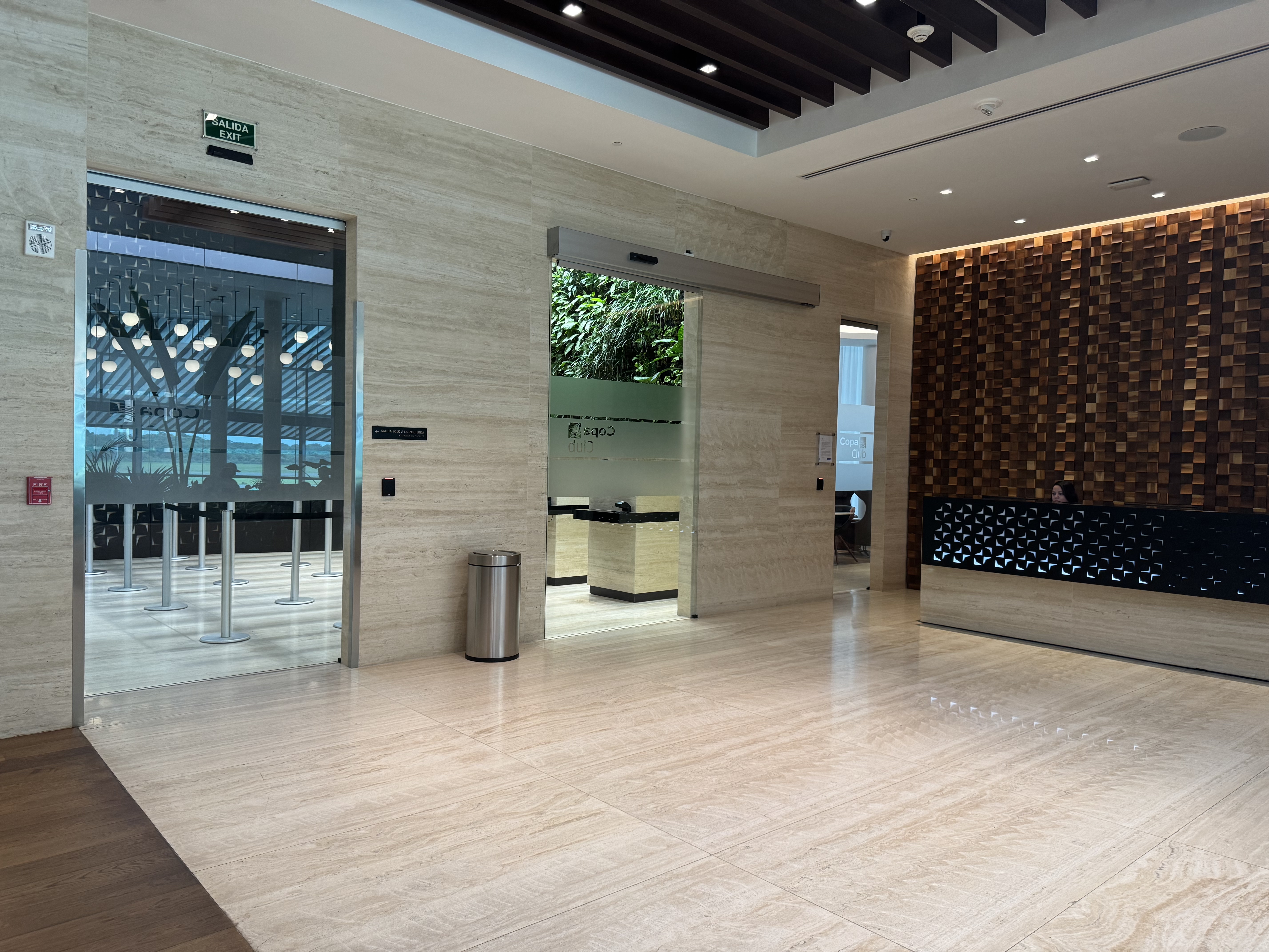 Copa Club PTY Terminal 2 entry area