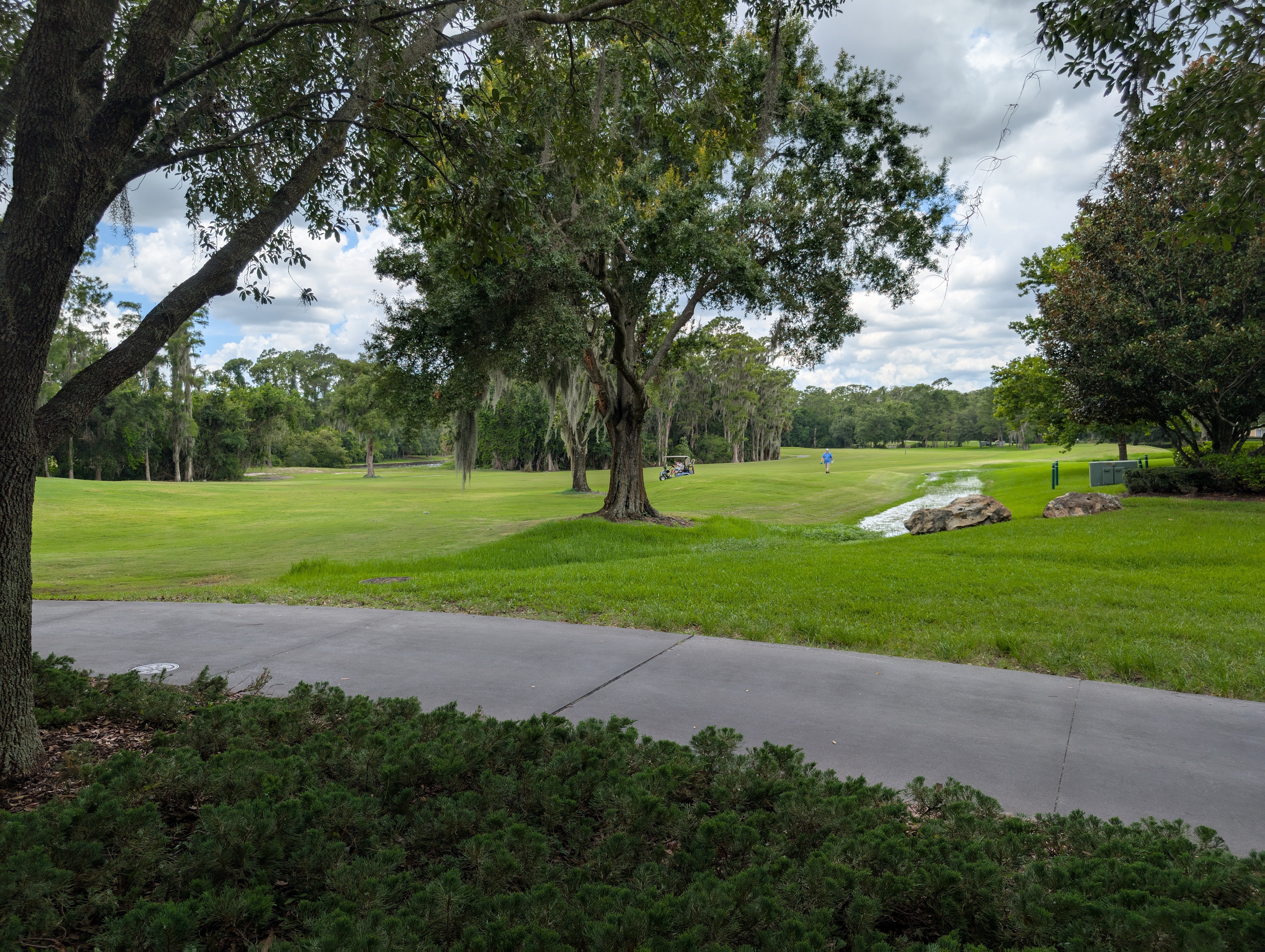 Disney’s Saratoga Springs Resort & Spa amenities Lake Buena Vista Golf Course onsite Disney's Saratoga Springs Resort & Spa amenities Lake Buena Vista Golf Course onsite
