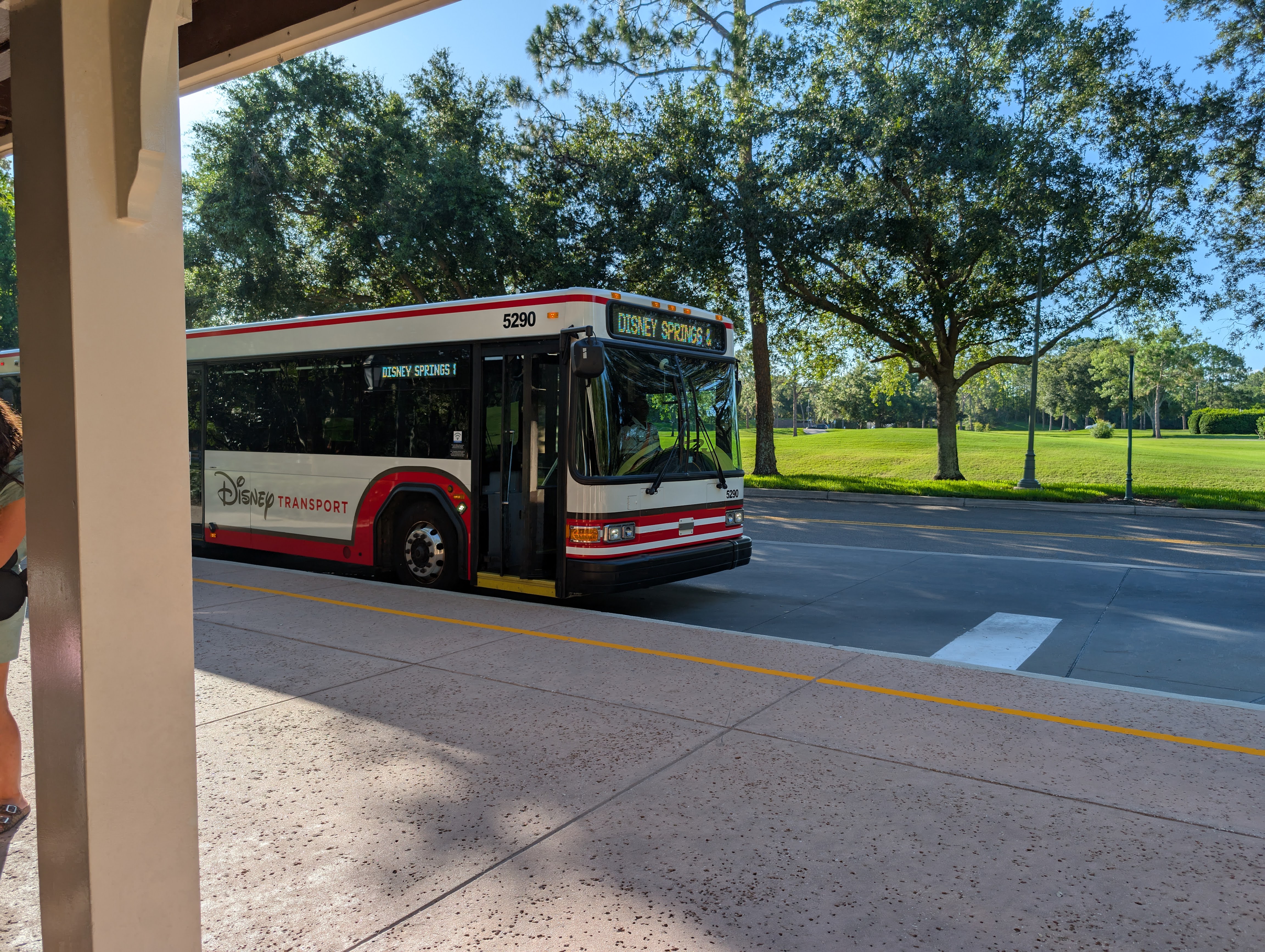 Disney’s Saratoga Springs Resort & Spa amenities bus transportation Disney's Saratoga Springs Resort & Spa amenities bus transportation