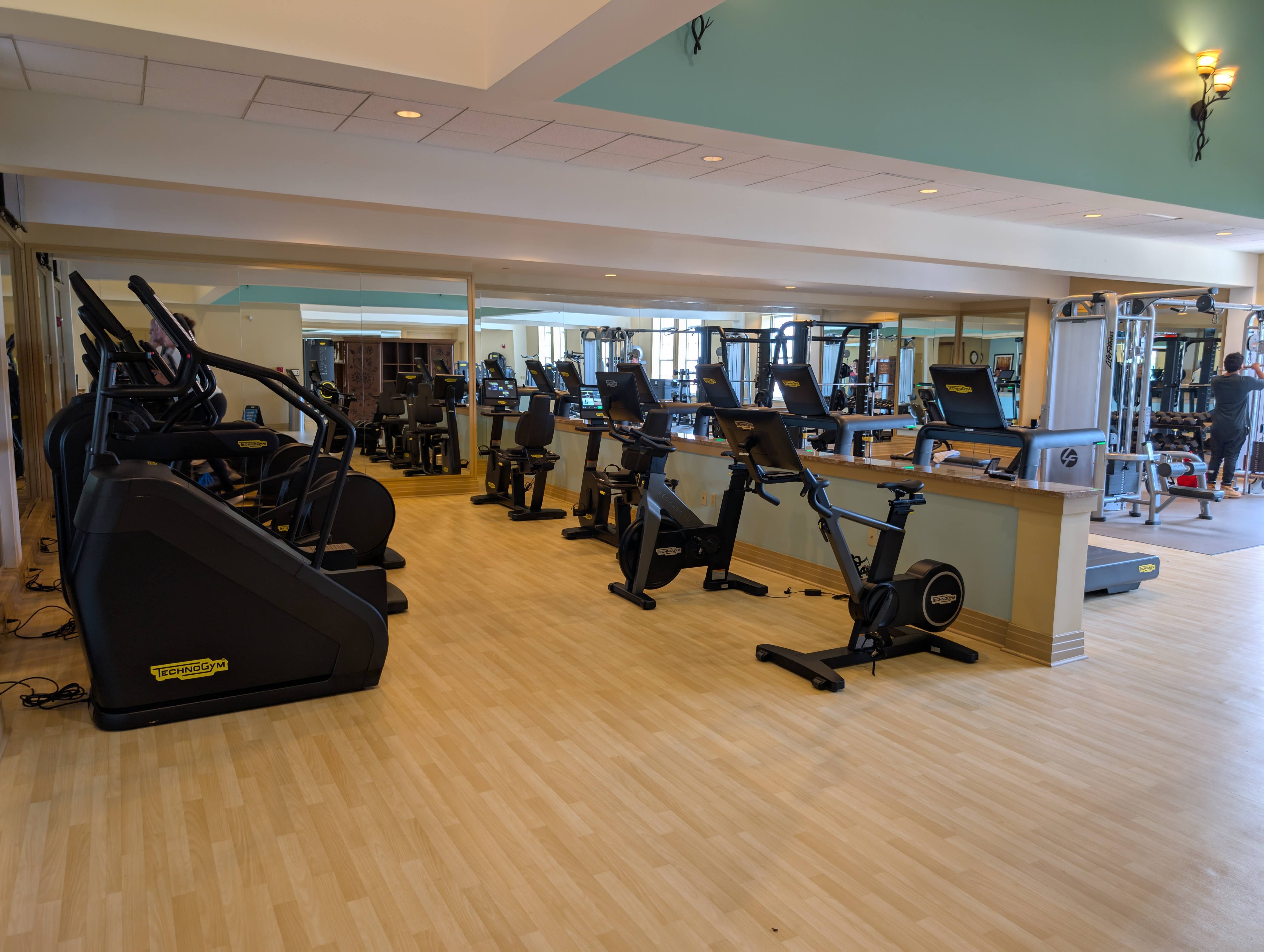 Disney’s Saratoga Springs Resort & Spa amenities fitness center cardio Disney's Saratoga Springs Resort & Spa amenities fitness center cardio