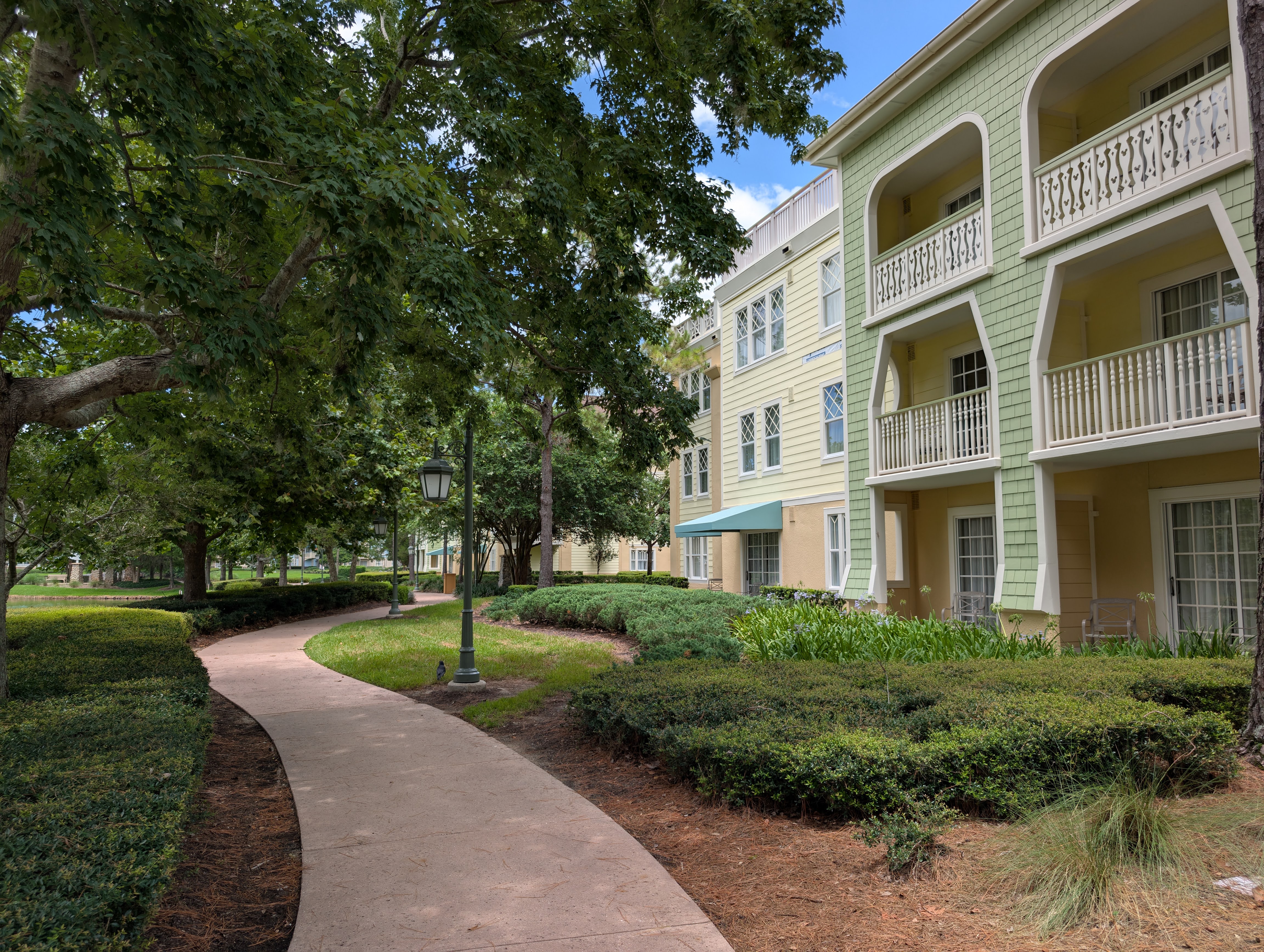 Disney’s Saratoga Springs Resort & Spa buildings Disney's Saratoga Springs Resort & Spa buildings
