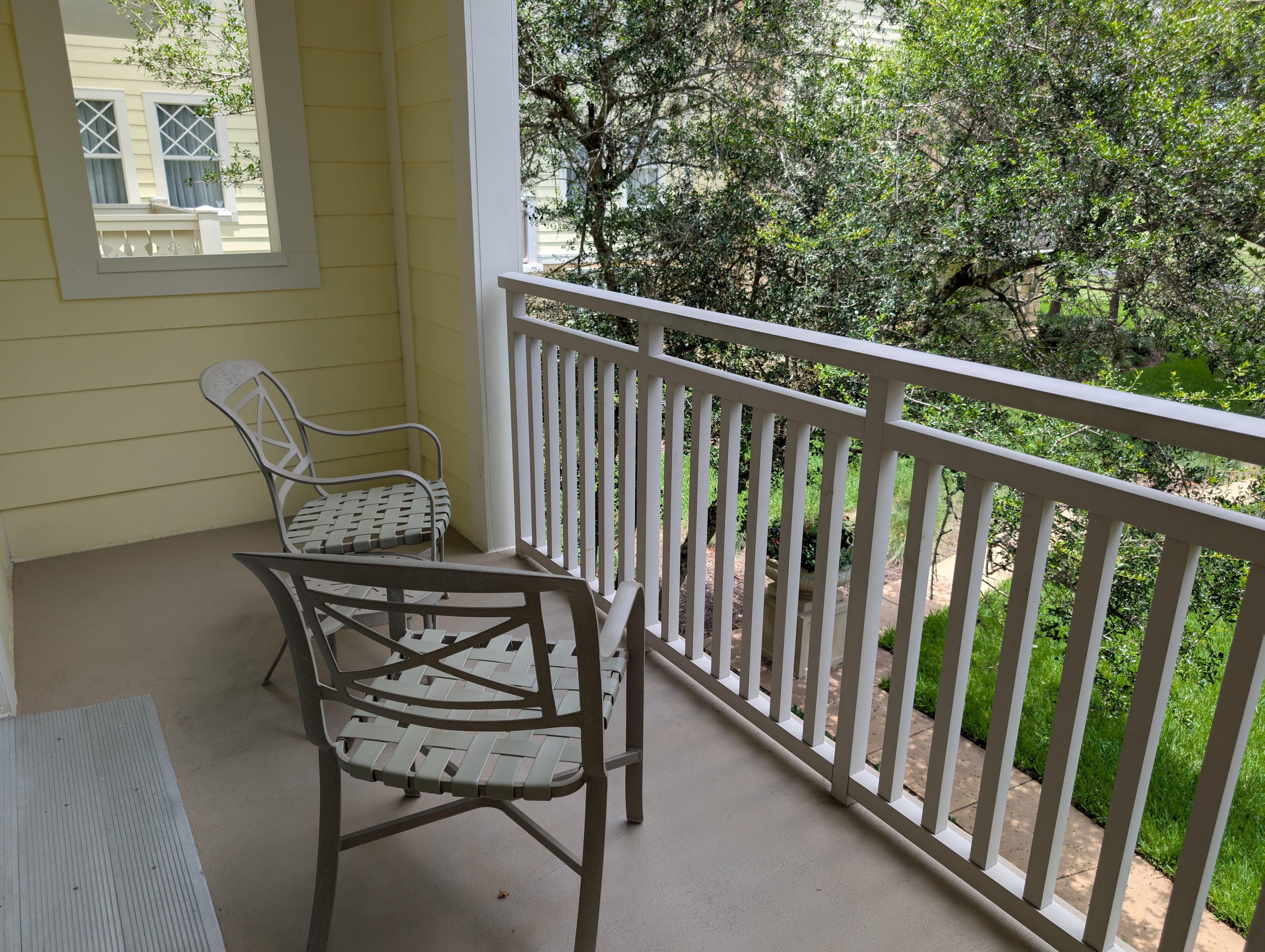 Disney’s Saratoga Springs Resort & Spa room balcony furniture Disney's Saratoga Springs Resort & Spa room balcony furniture