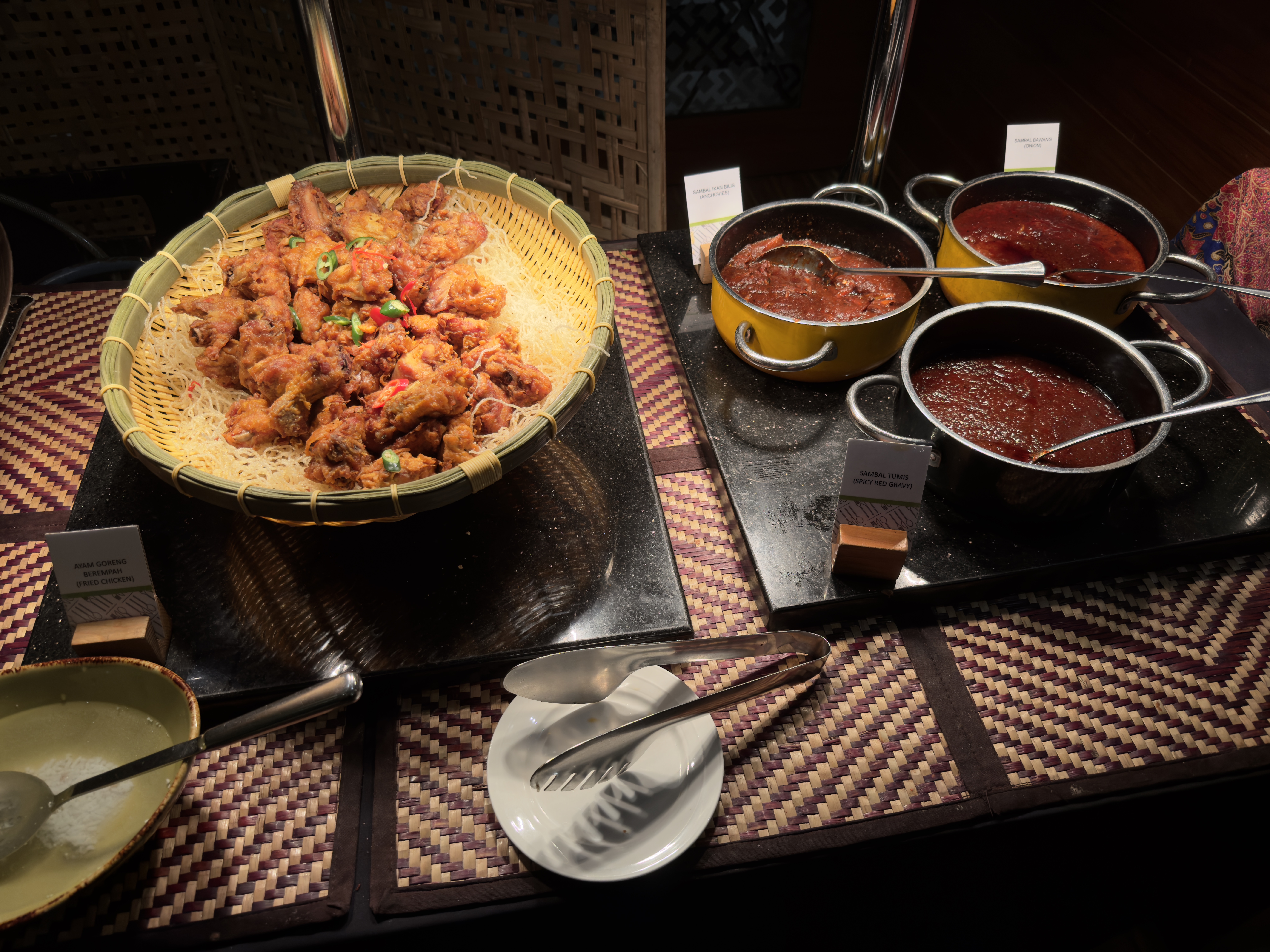 DoubleTree by Hilton Johor Bahru breakfast fried chicken