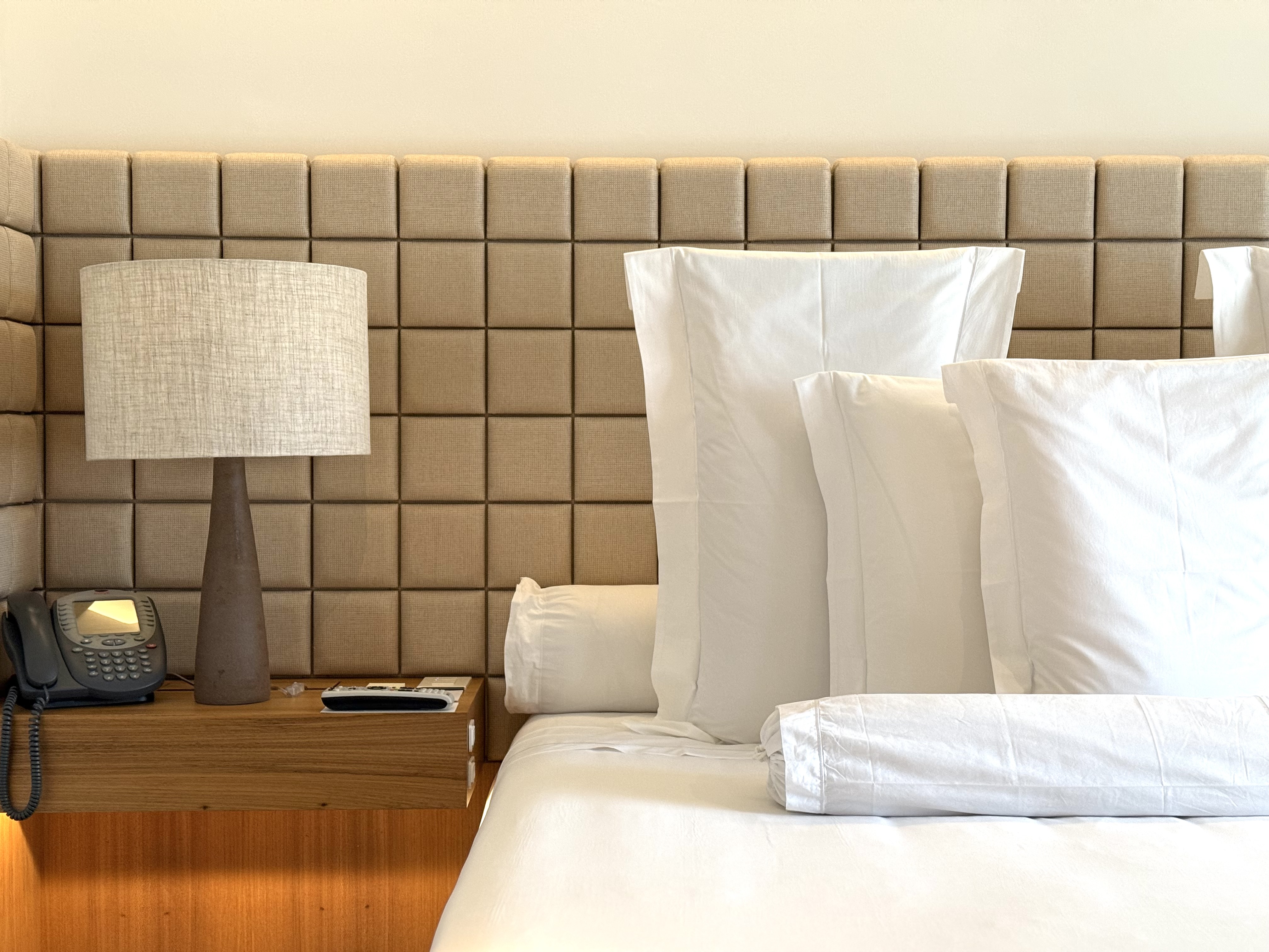 Emiliano Hotel Sao Paulo pillows Emiliano Hotel Sao Paulo pillows