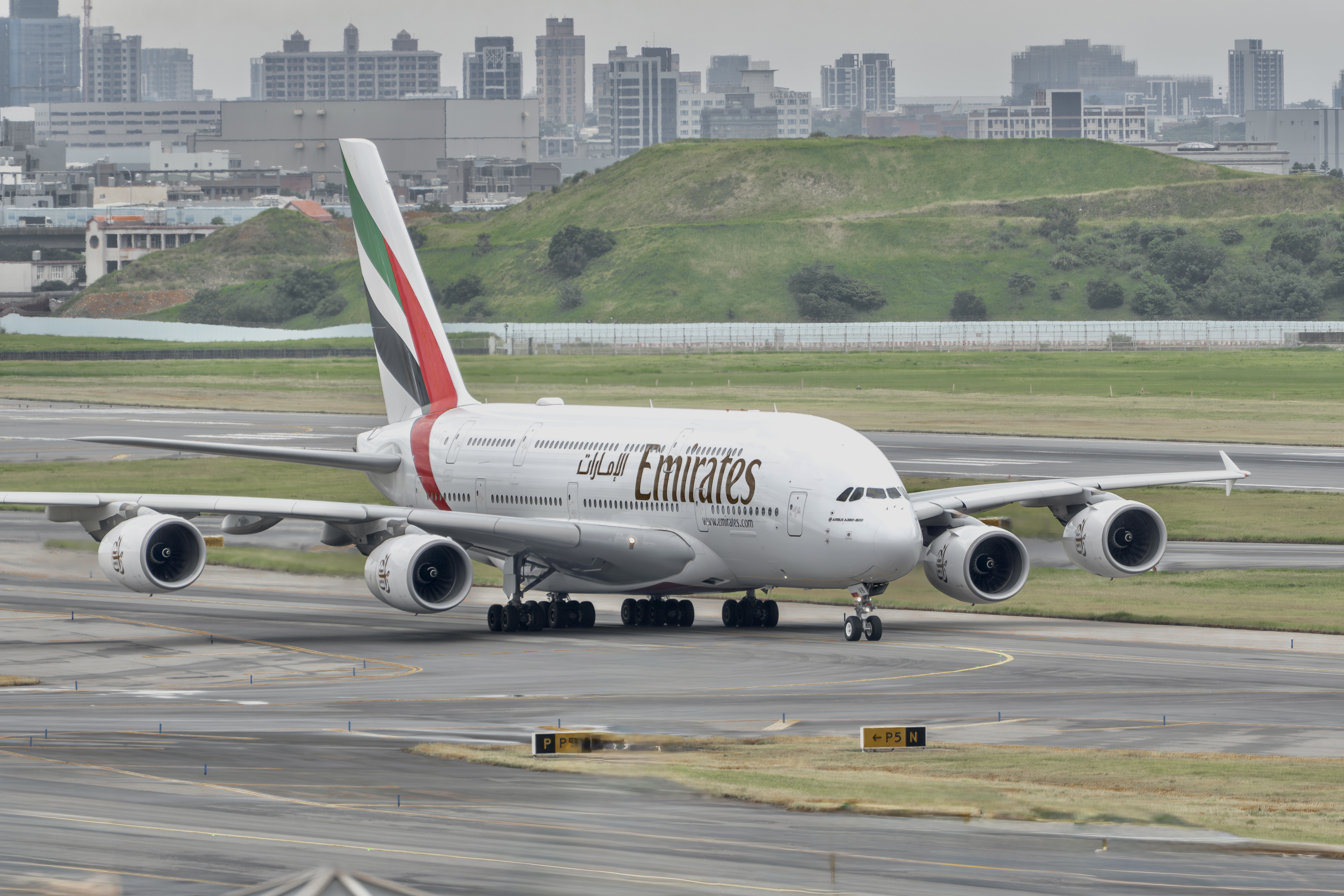 Emirates A380 Taipei Emirates A380 Taipei
